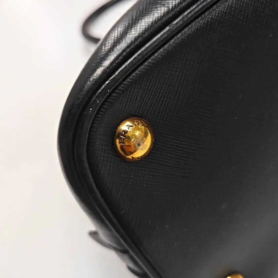 Prada PRADA Promenade black cowhide leather logo cross pattern shell bag handbag gold Size ONE SIZE - 13 Thumbnail