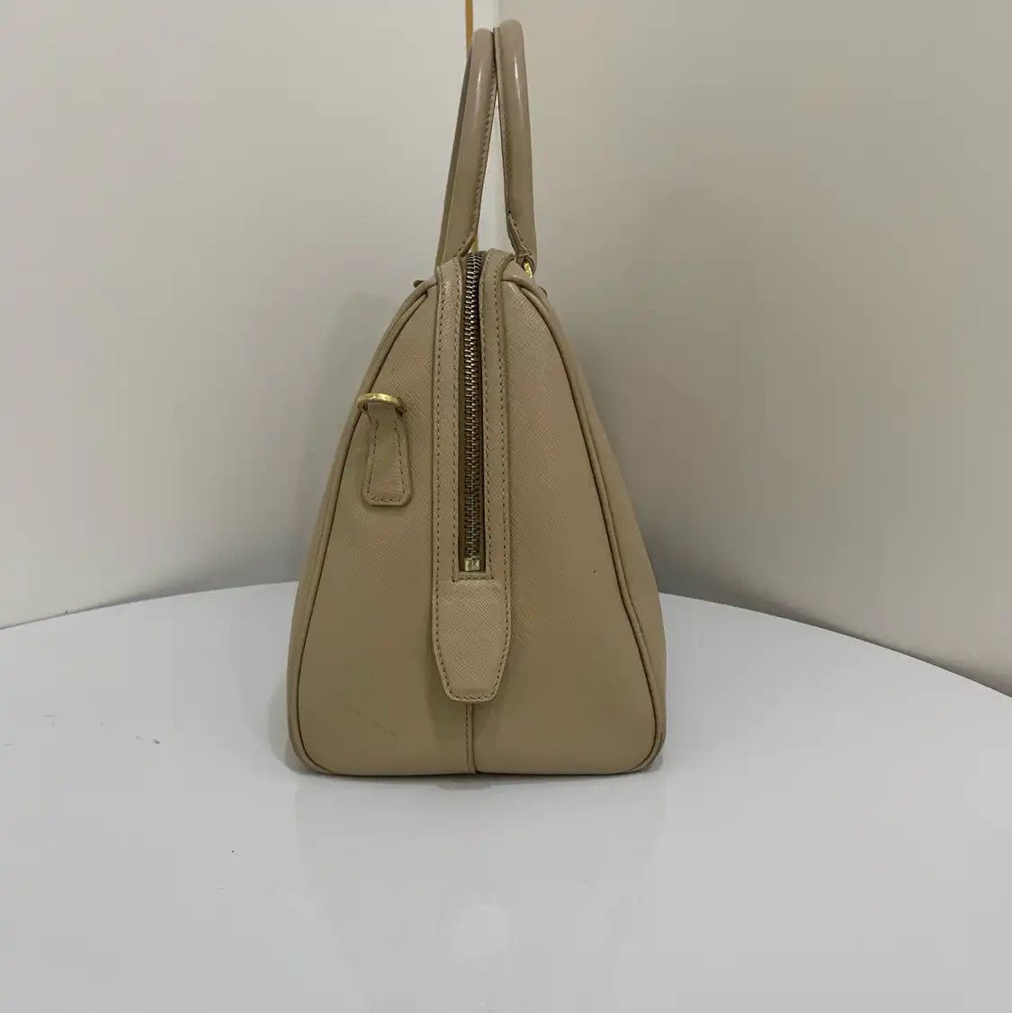 Prada PRADA Bauletto khaki cowhide leather logo cross pattern handbag Size ONE SIZE - 4 Thumbnail