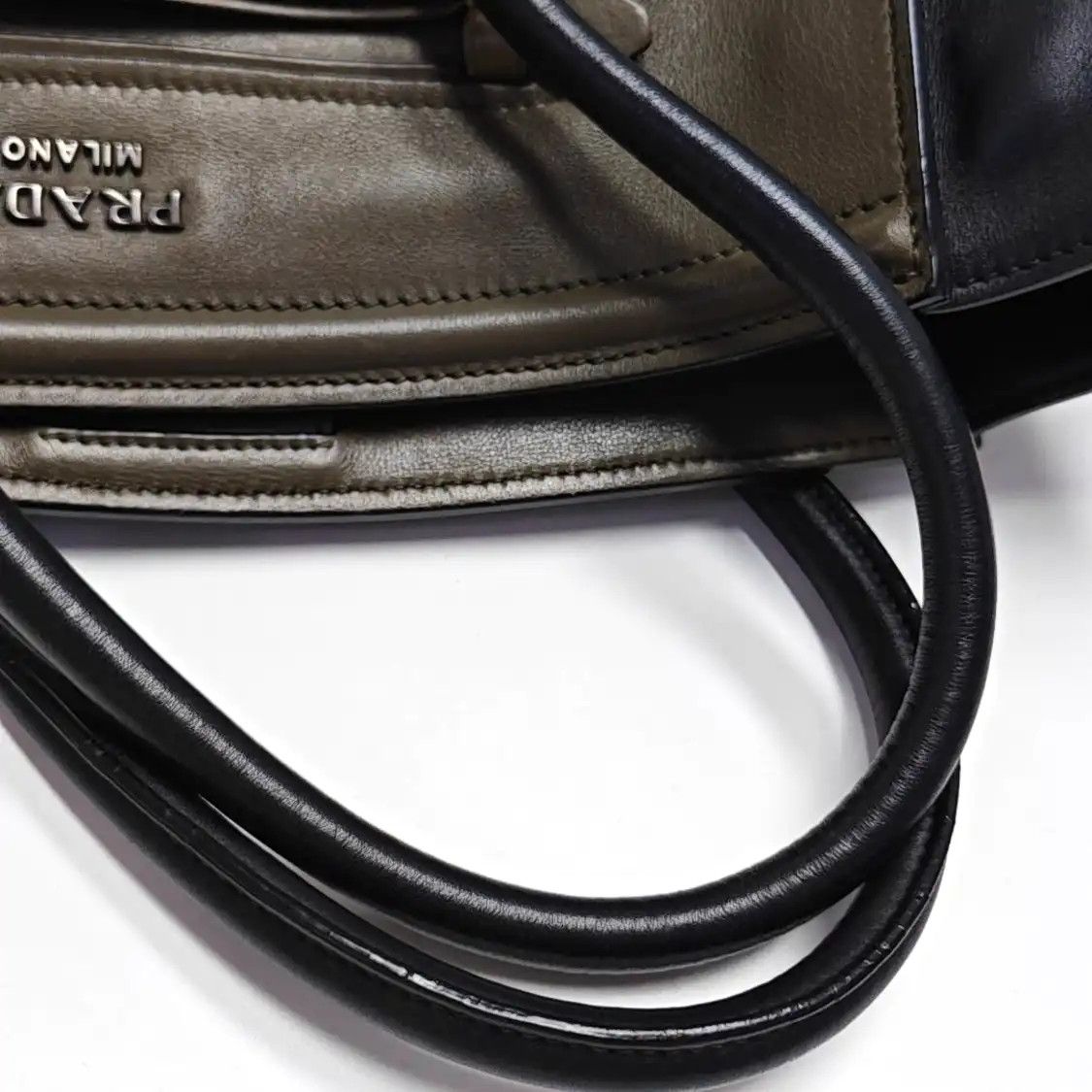 Prada PRADA Canapa green cowhide leather handbag silver hardware Size ONE SIZE - 11 Thumbnail