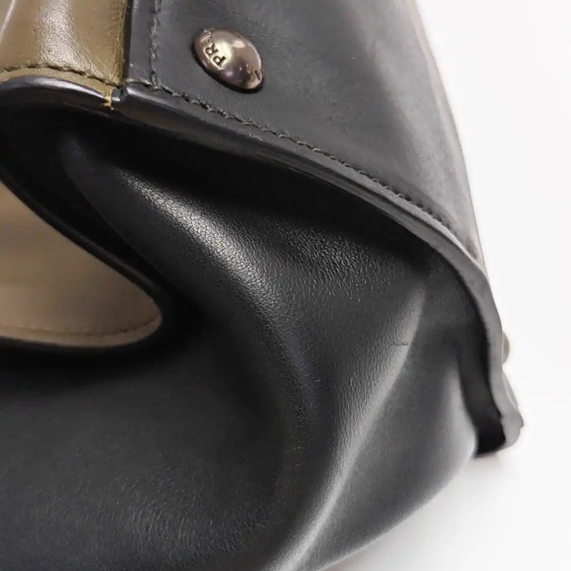 Prada PRADA Canapa green cowhide leather handbag silver hardware Size ONE SIZE - 12 Thumbnail