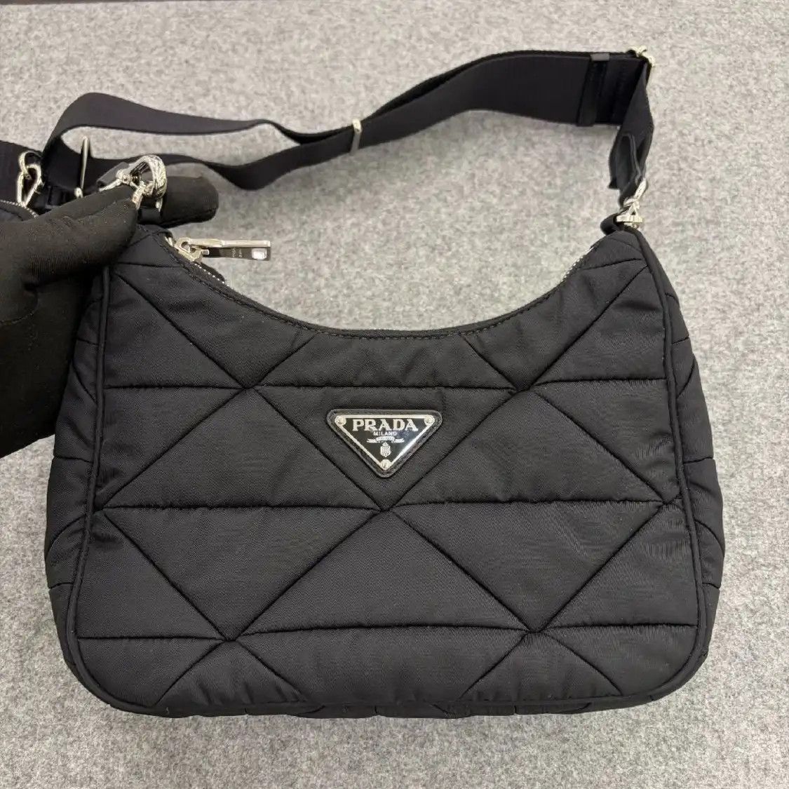Prada PRADA black nylon logo quilted shoulder bag Size ONE SIZE - 2 Thumbnail