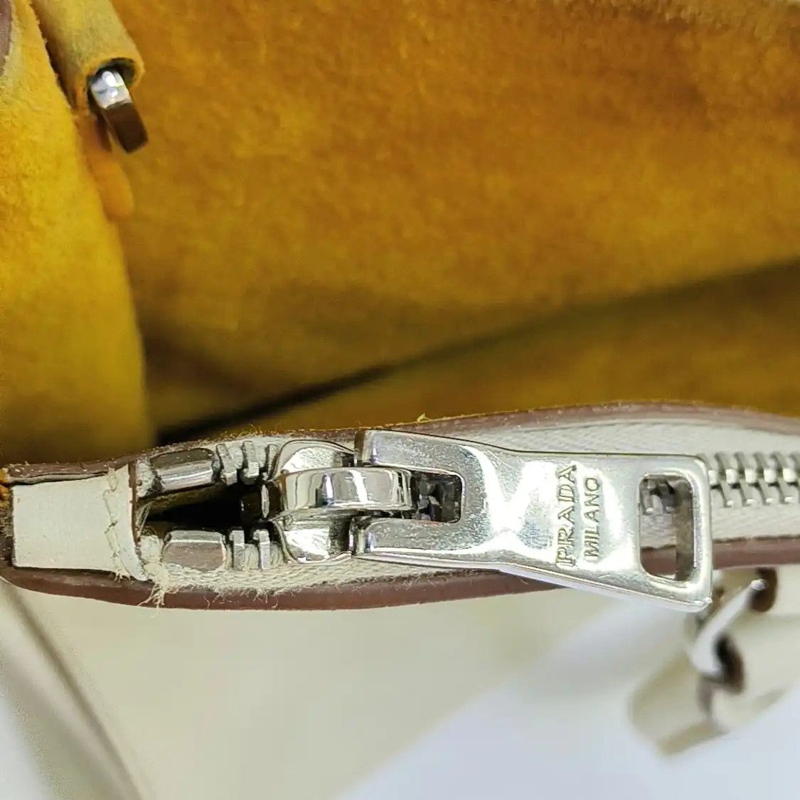 Prada PRADA Galleria oversized no white cowhide leather logo cross pattern杀手包handbag s Size ONE SIZE - 17 Thumbnail