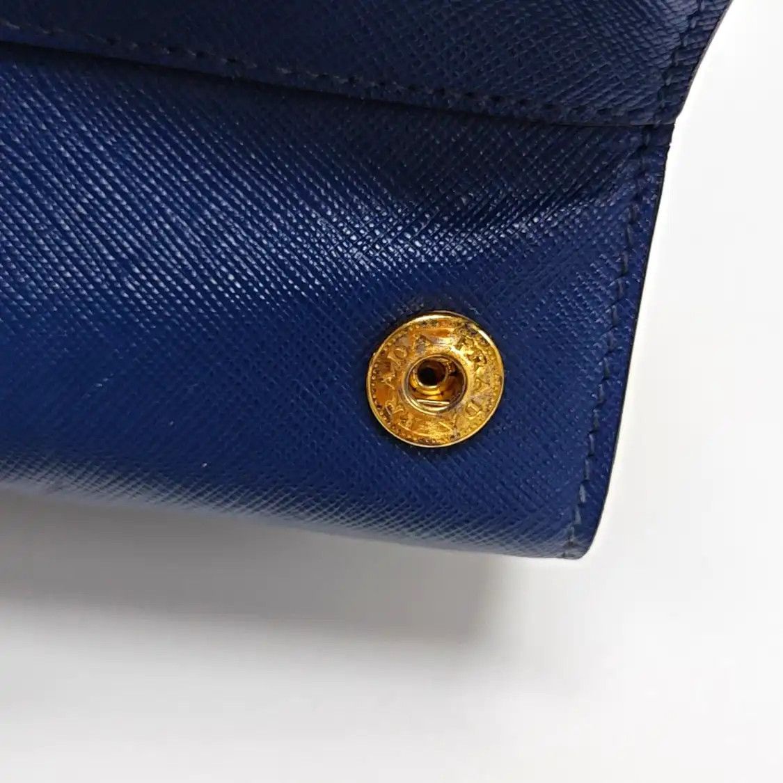Prada PRADA Galleria Large blue cowhide leather logo cross pattern handbag gold hardwa Size ONE SIZE - 11 Thumbnail