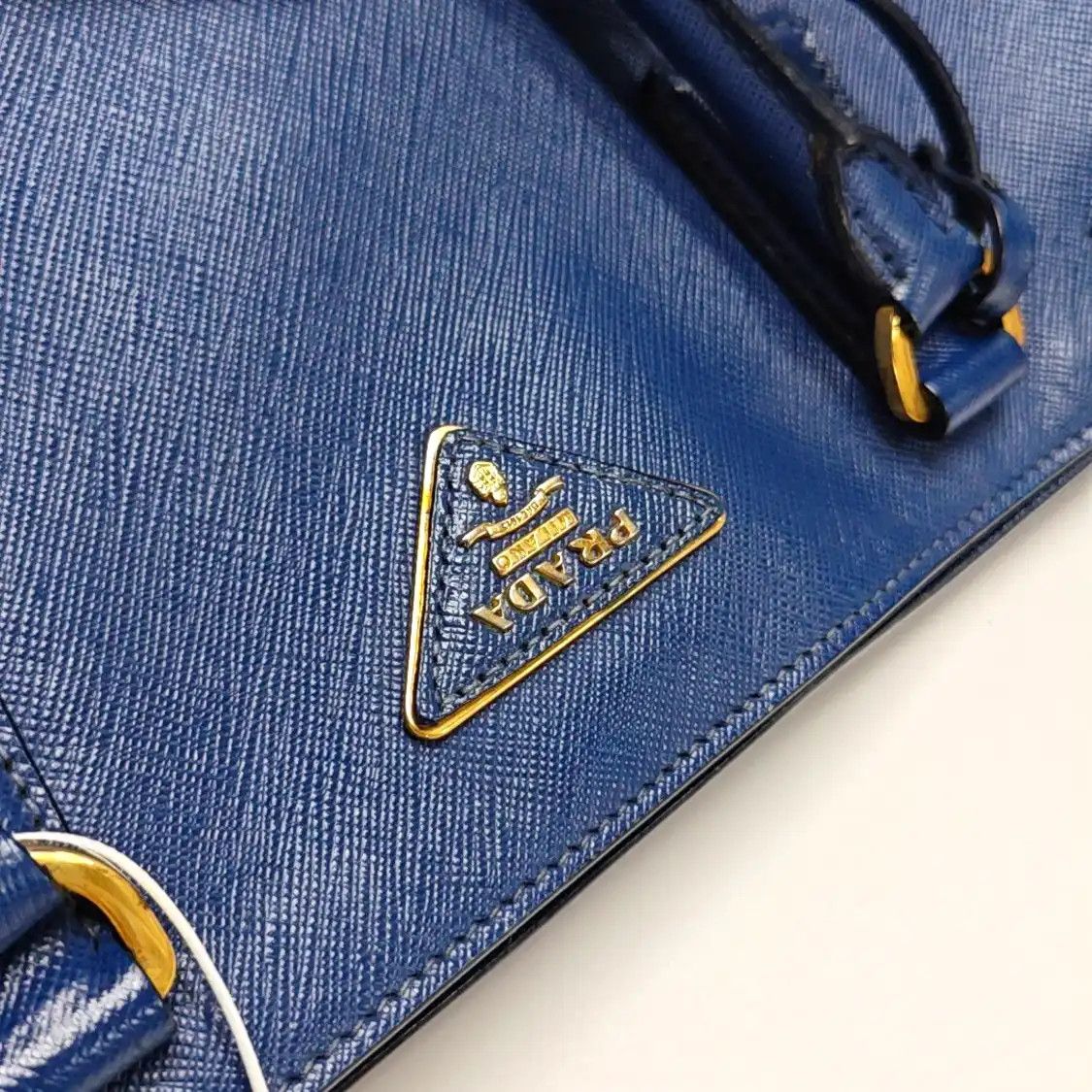 Prada PRADA Galleria Large blue cowhide leather logo cross pattern handbag gold hardwa Size ONE SIZE - 9 Thumbnail