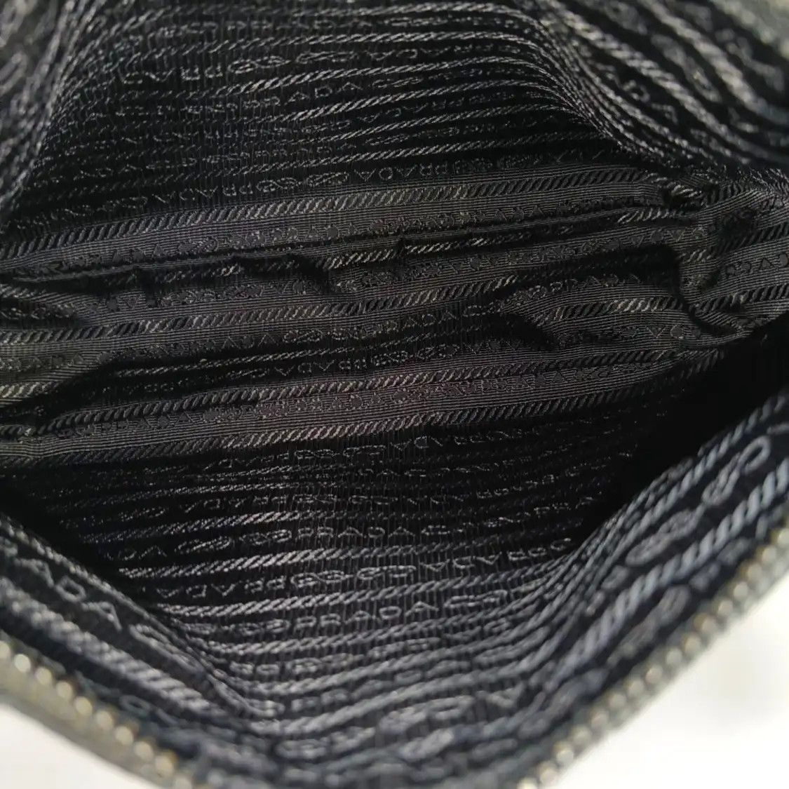 Prada PRADA black nylon logo crossbody bag shoulder bag silver hardware sub-pocket det Size ONE SIZE - 7 Thumbnail