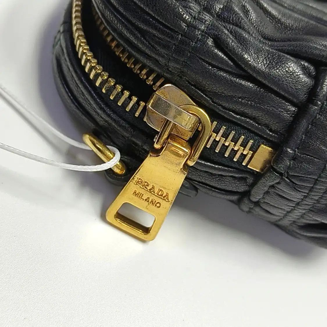 Prada PRADA black sheepskin quilted shoulder bag gold hardware detachable strap Size ONE SIZE - 14 Thumbnail
