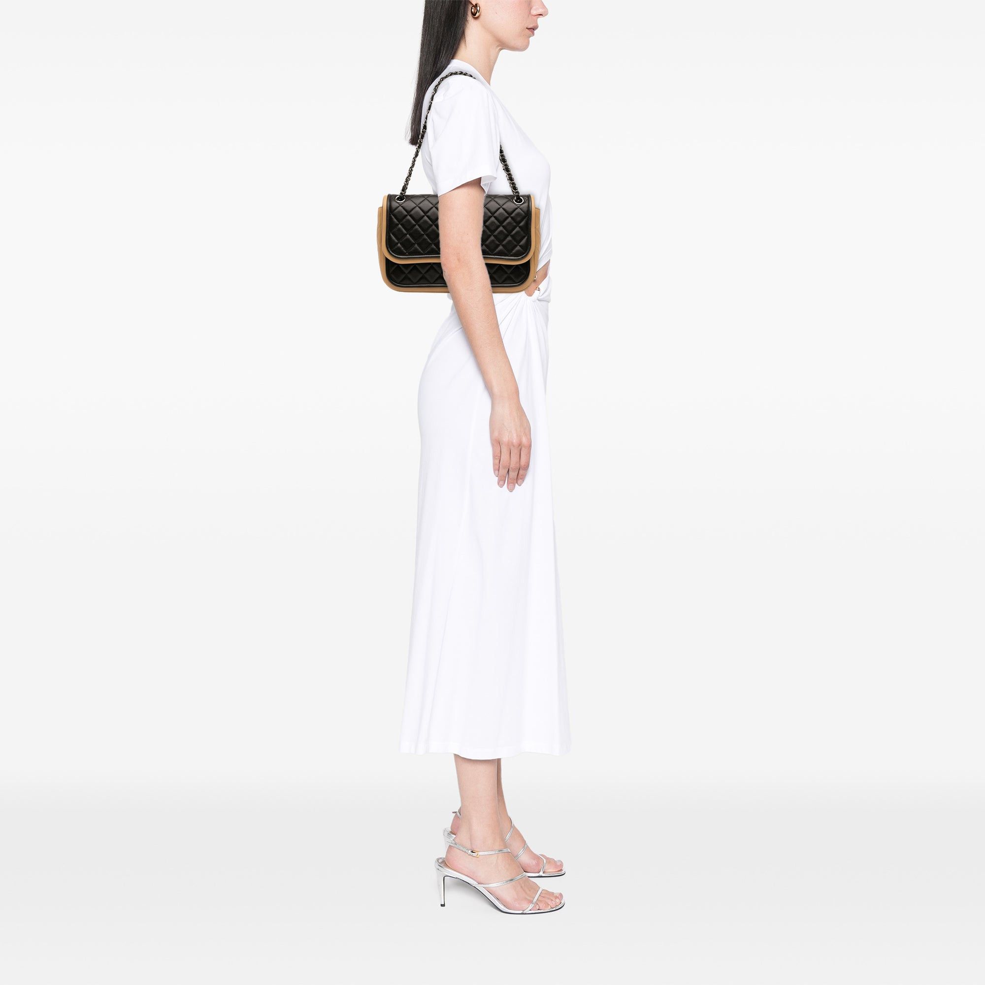 Chanel Jumbo Classic Bicolor Lambskin Twist Flap Size ONE SIZE - 7 Thumbnail