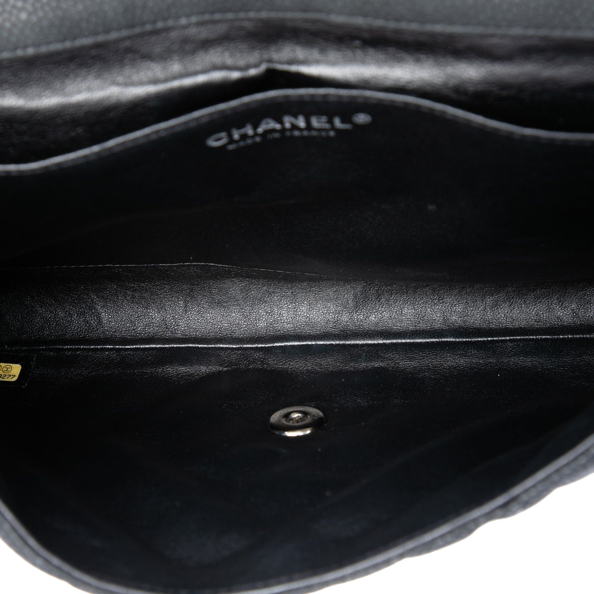 Chanel CC Quilted Caviar Flap Clutch with Chain Size ONE SIZE - 4 Thumbnail