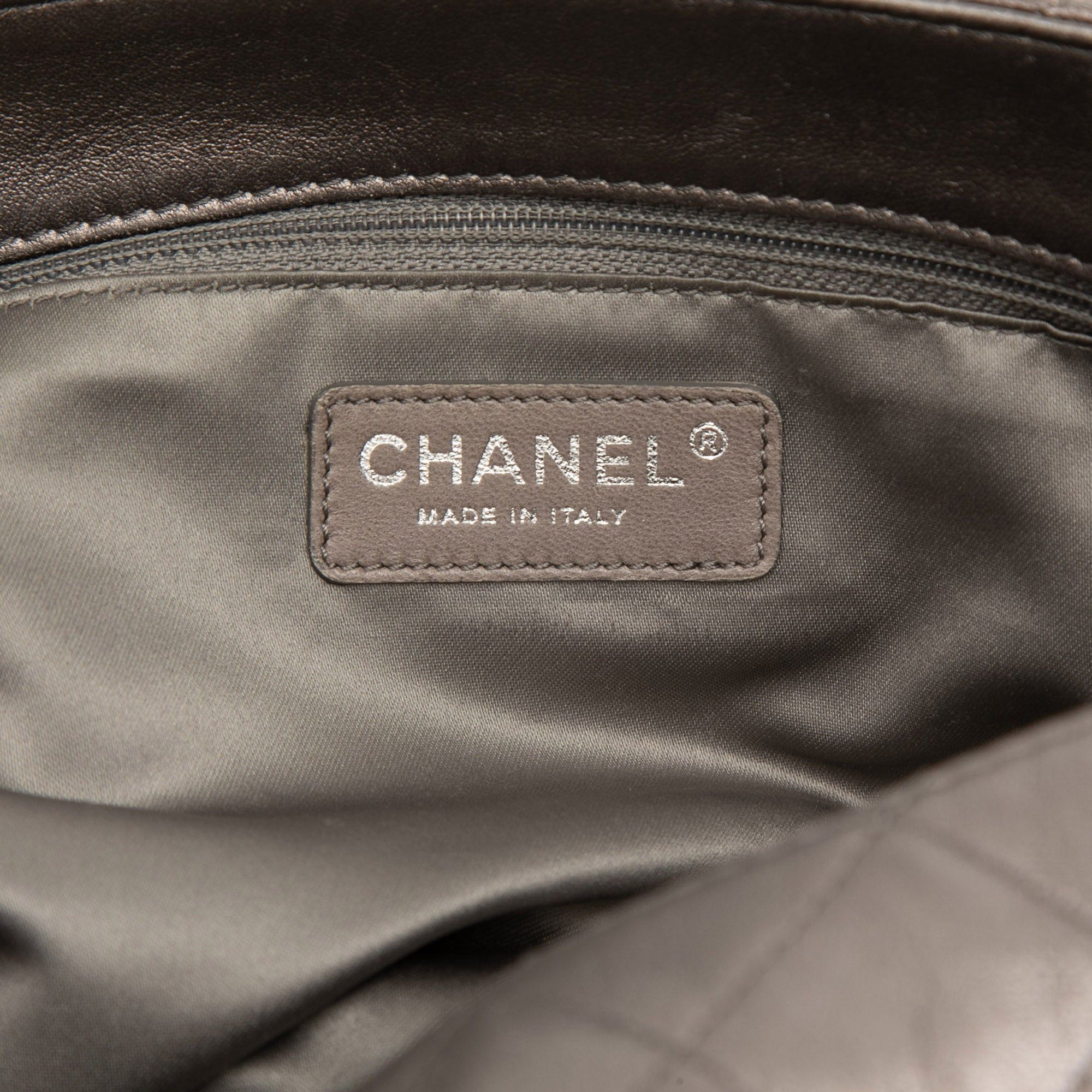 Chanel Quilted Metallic Lambskin Sharpei Flap Size ONE SIZE - 5 Thumbnail