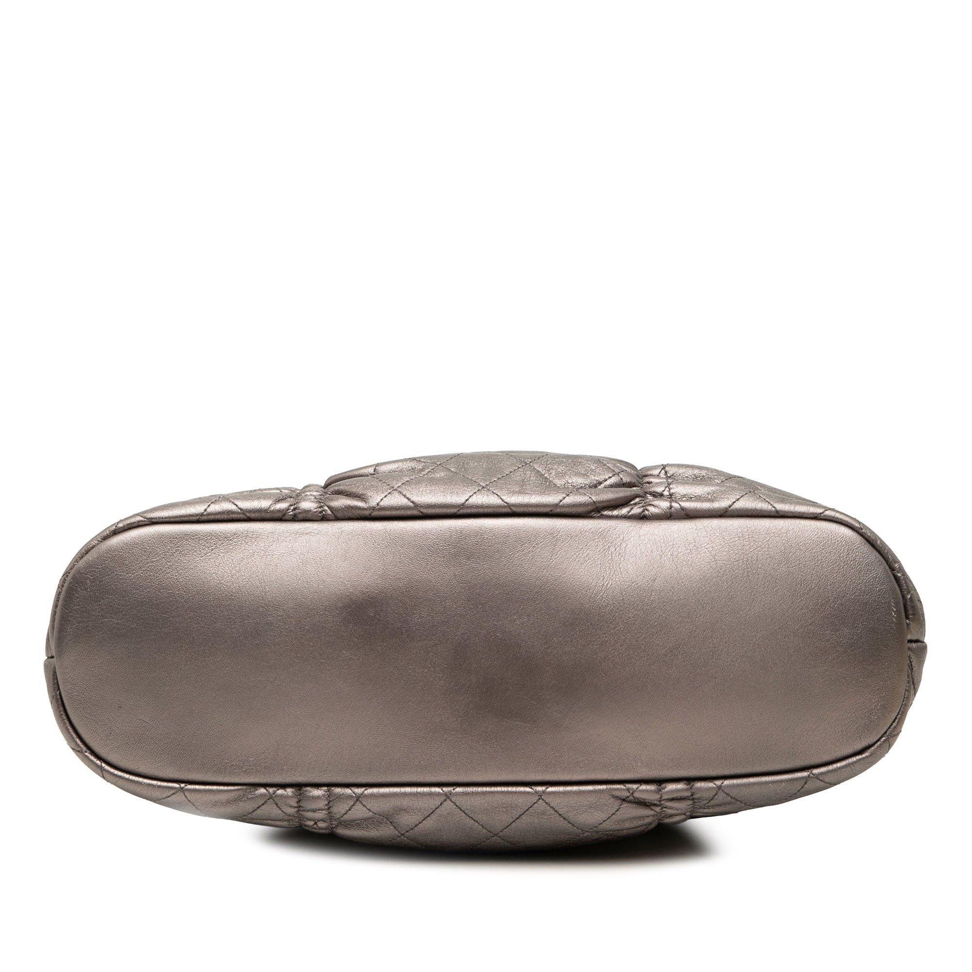 Chanel Quilted Metallic Lambskin Sharpei Flap Size ONE SIZE - 3 Thumbnail