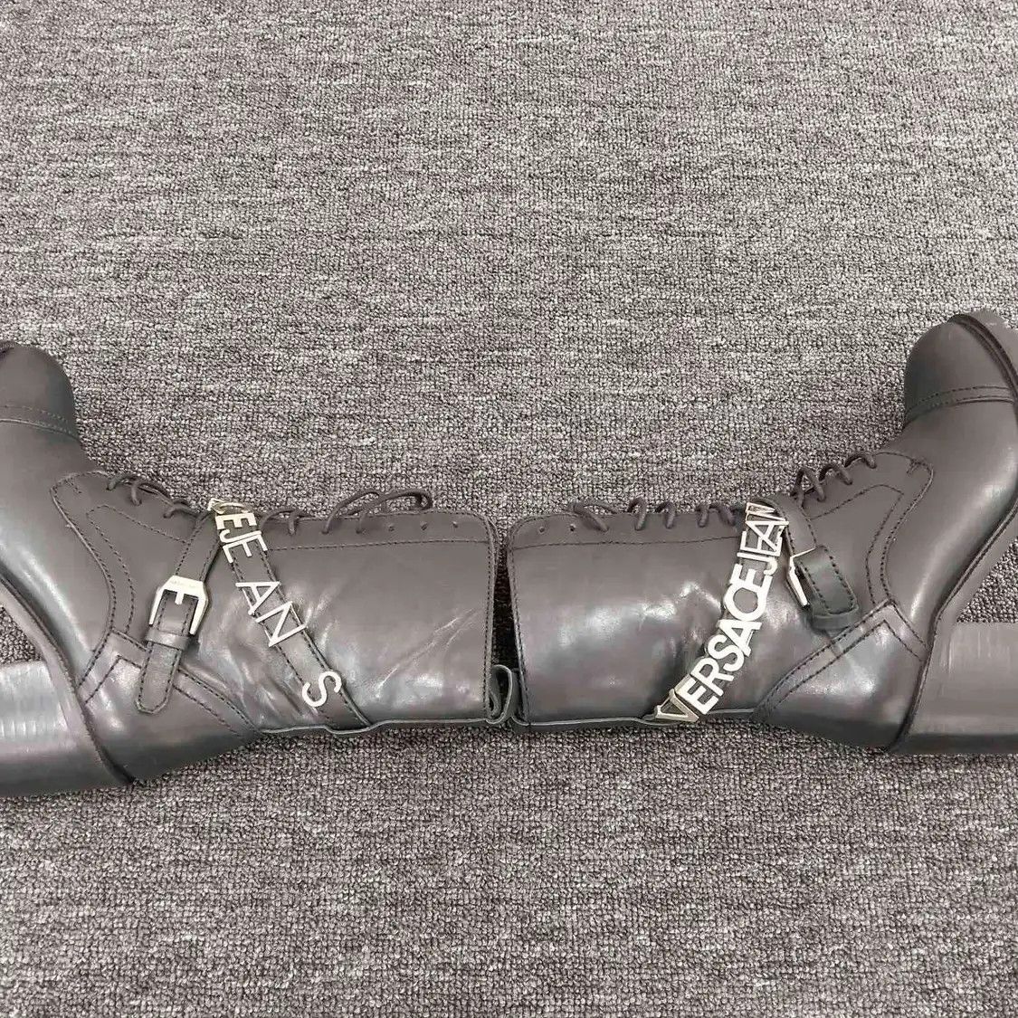 Versace VERSACE Winter black leather Women's mid-calf boots 35 Size US 5 / IT 35 - 3 Thumbnail