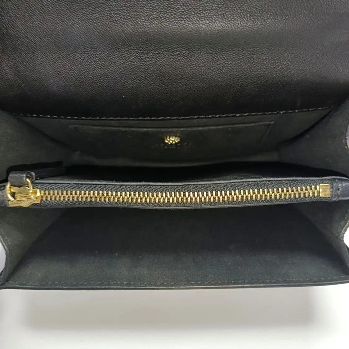 Versace VERSACE multi-color suede inlaid crossbody bag gold hardware Size ONE SIZE - 7 Thumbnail