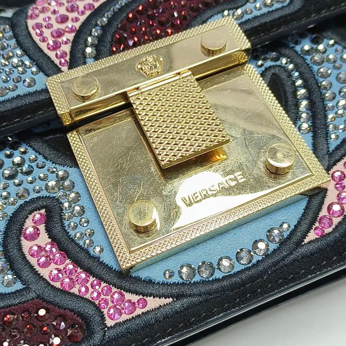Versace VERSACE multi-color suede inlaid crossbody bag gold hardware Size ONE SIZE - 9 Thumbnail