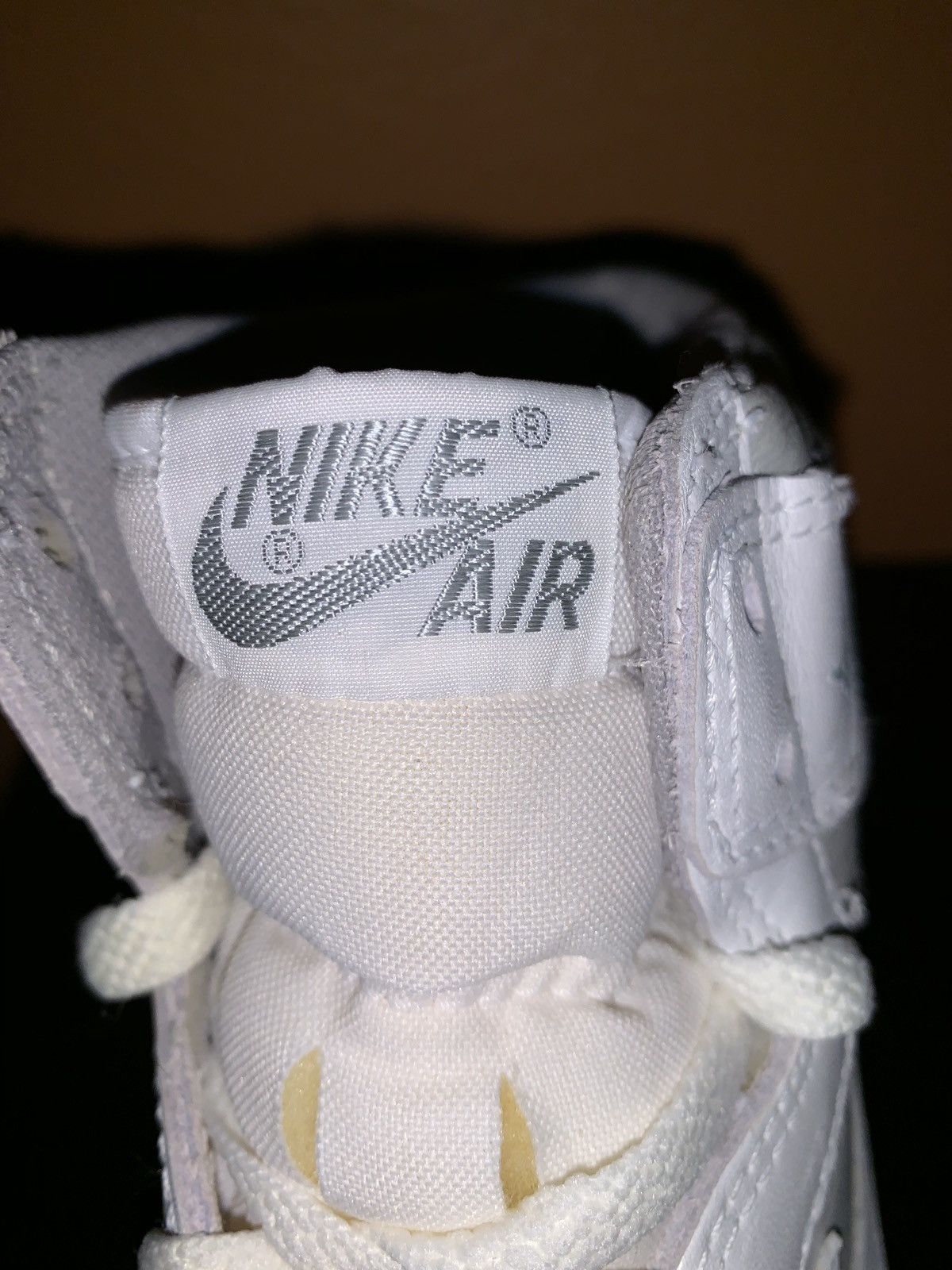 Jordan Brand Air Jordan 1 1985 Natural Grey OG Size US 10 / EU 43 - 7 Thumbnail