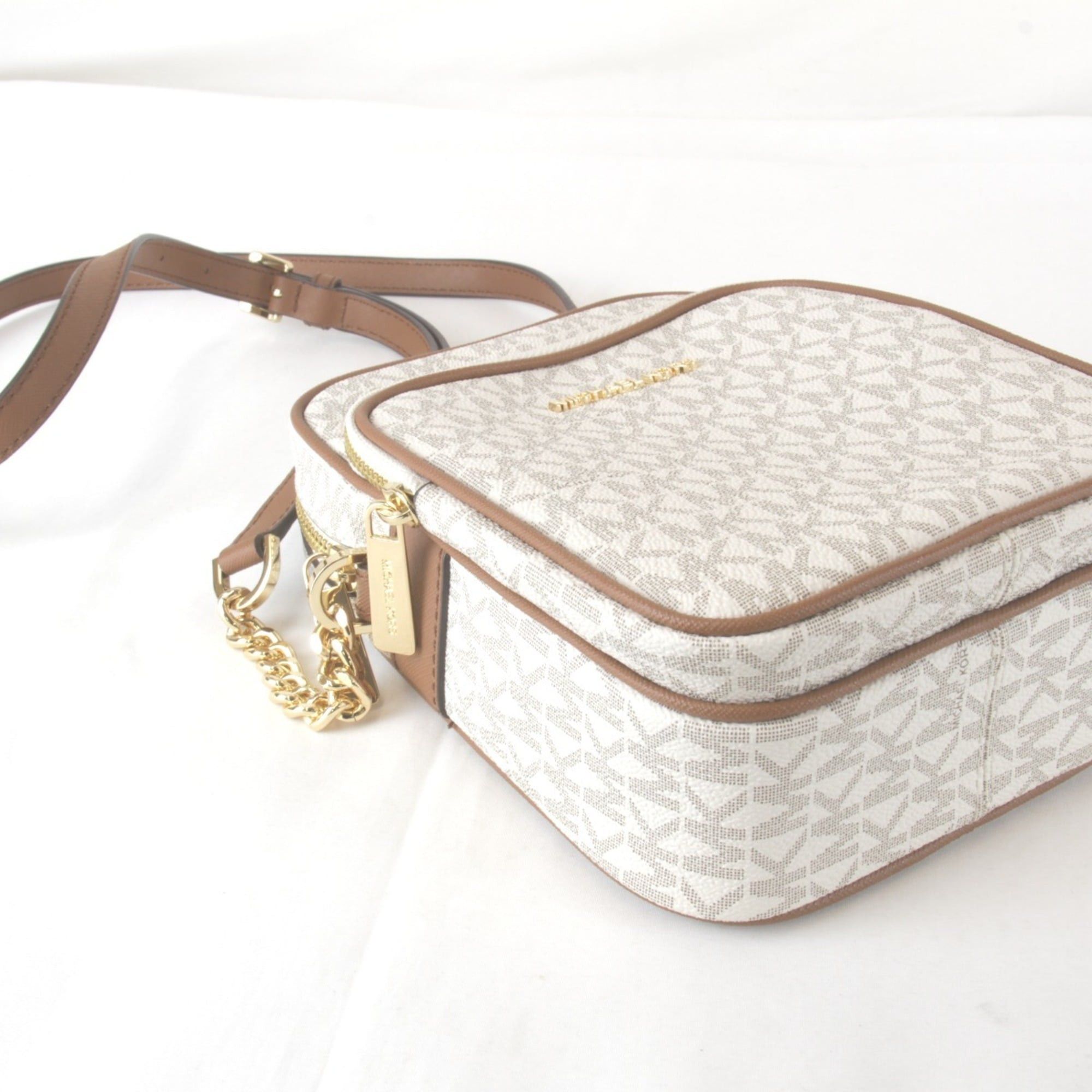 Michael Kors Michael Kors JET SET TRAVEL Chain Crossbody Vanilla Shoulder Bag White Women's Size ONE SIZE - 4 Thumbnail
