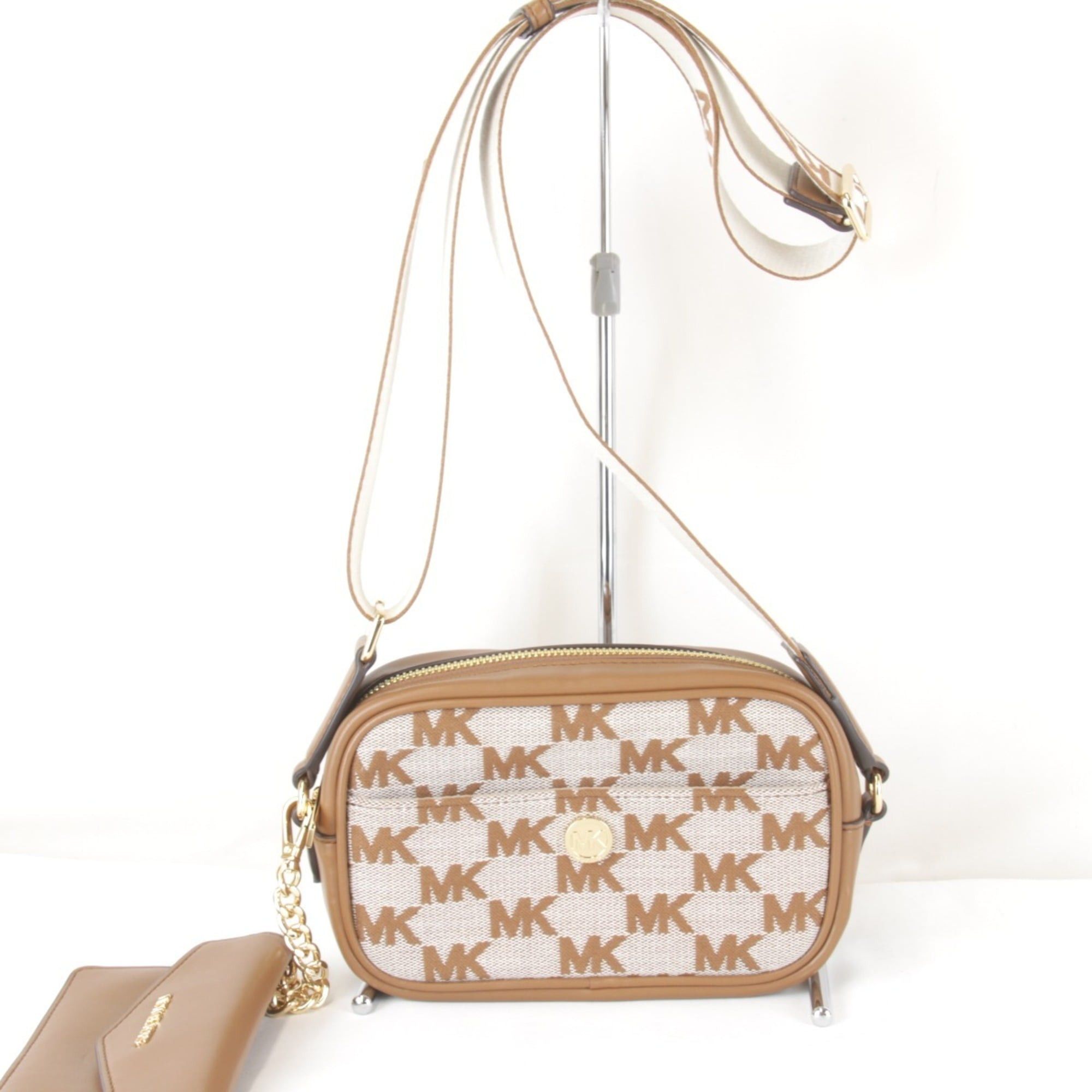 Michael Kors Michael Kors MAISIE 2-in-1 Camera Crossbody Bag Shoulder Bag, Canvas/Leather, Brown, Women's Size ONE SIZE - 2 Thumbnail