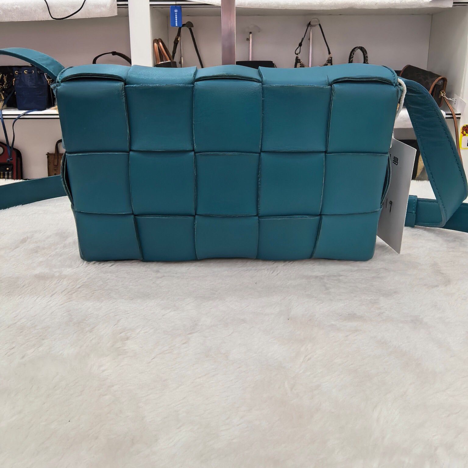 Bottega Veneta Bottega Veneta Cassette Intreccio Leather Shoulder Bag Size ONE SIZE - 2 Thumbnail