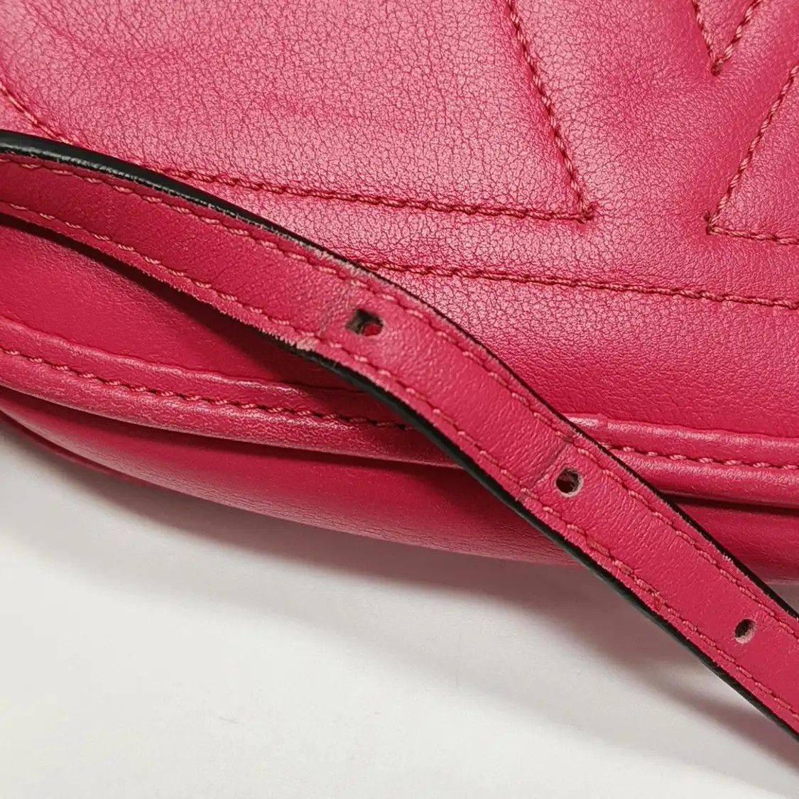 Valentino VALENTINO Vlogo Signatur rose redcowhide leather quilted crossbody bag shoulder Size ONE SIZE - 19 Thumbnail
