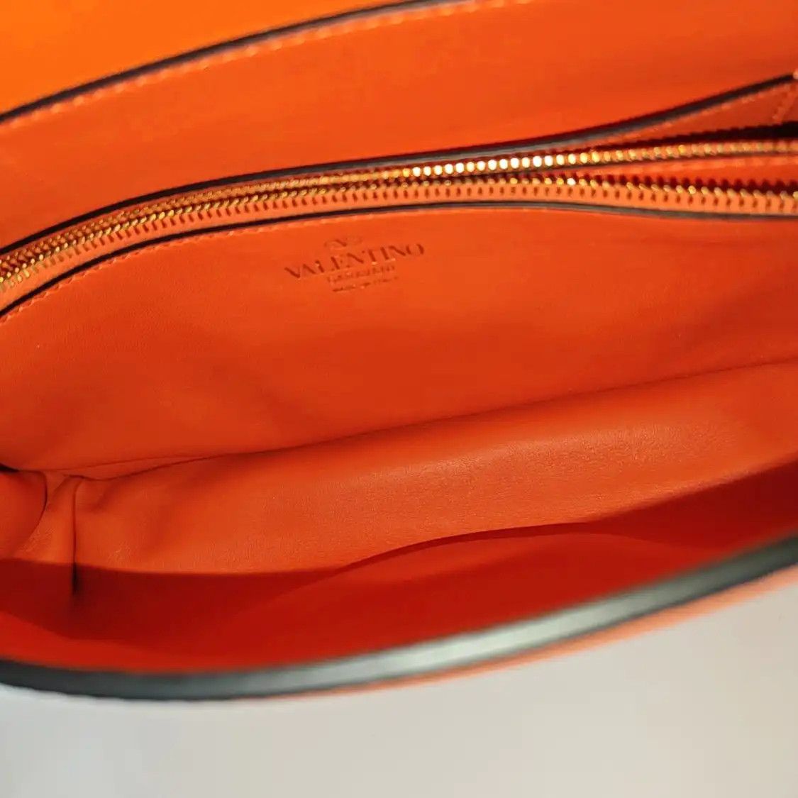 Valentino VALENTINO Vsling orange cowhide leather stud shoulder bag crossbody bag gold har Size ONE SIZE - 7 Thumbnail