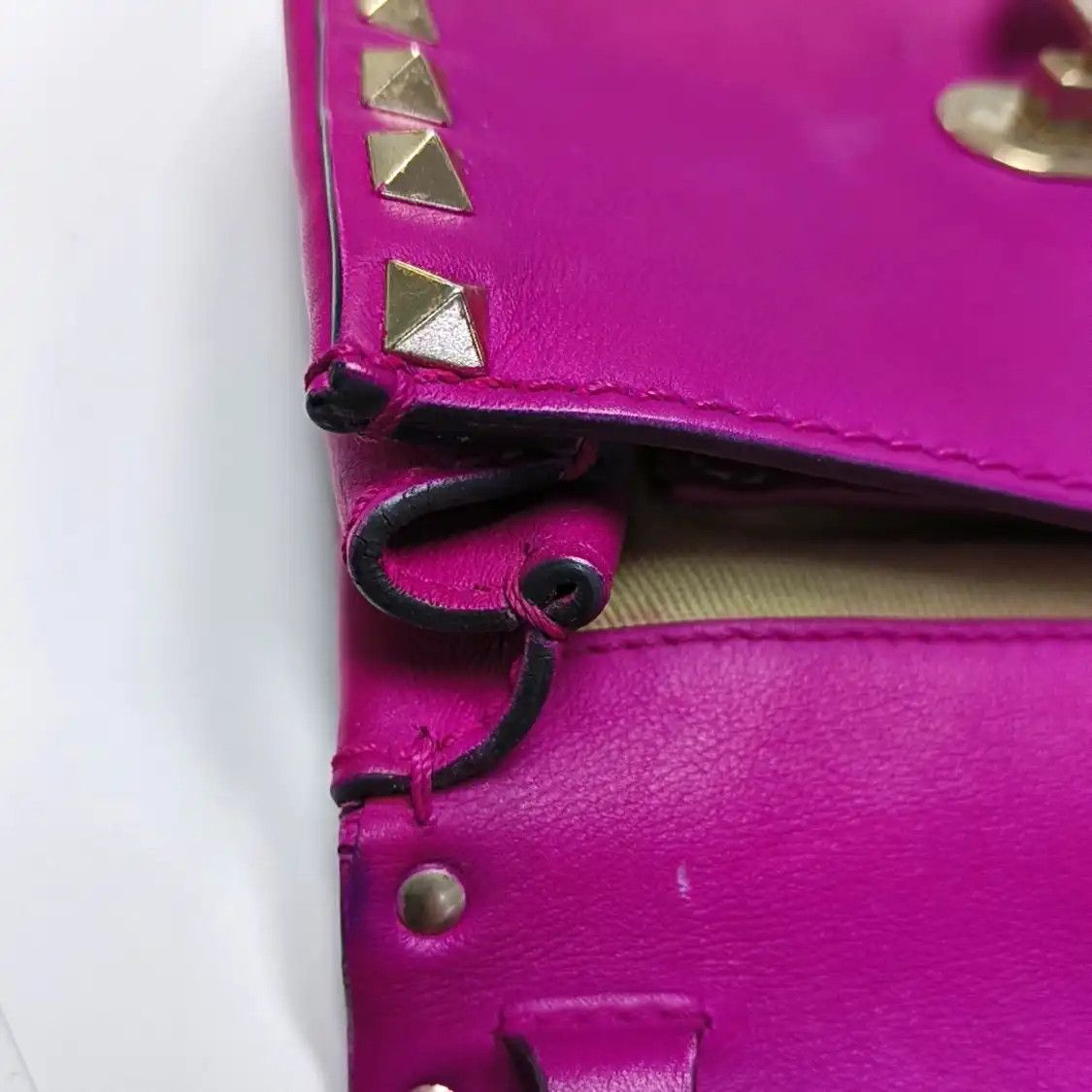 Valentino VALENTINO Rockstud rose redcowhide leather stud shoulder bag gold hardware detac Size ONE SIZE - 18 Thumbnail