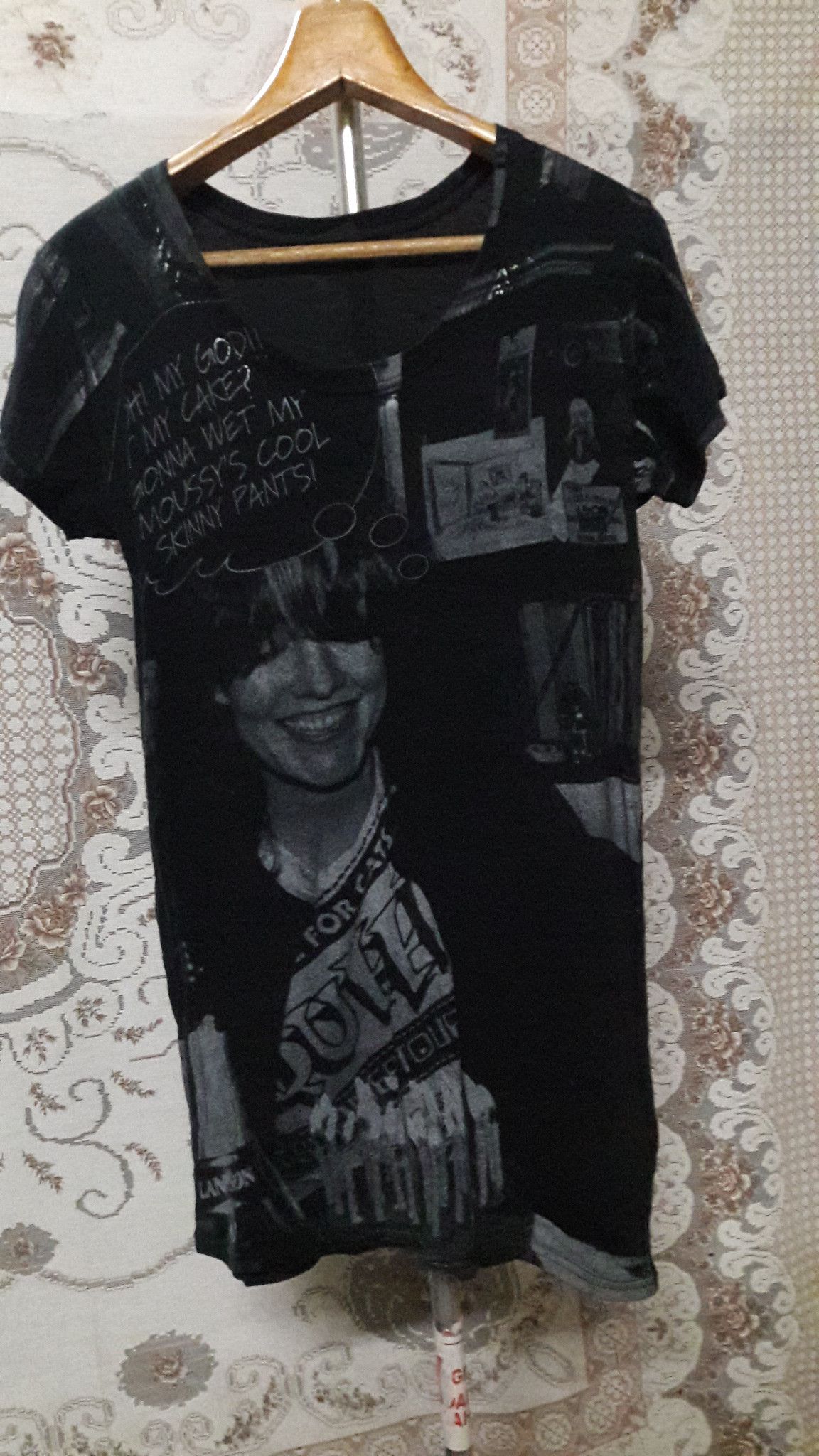 Band Tees Roberta Bayly Ramones Punk Photographer by MOUSSY fullprint Size US S / EU 44-46 / 1 - 2 Thumbnail