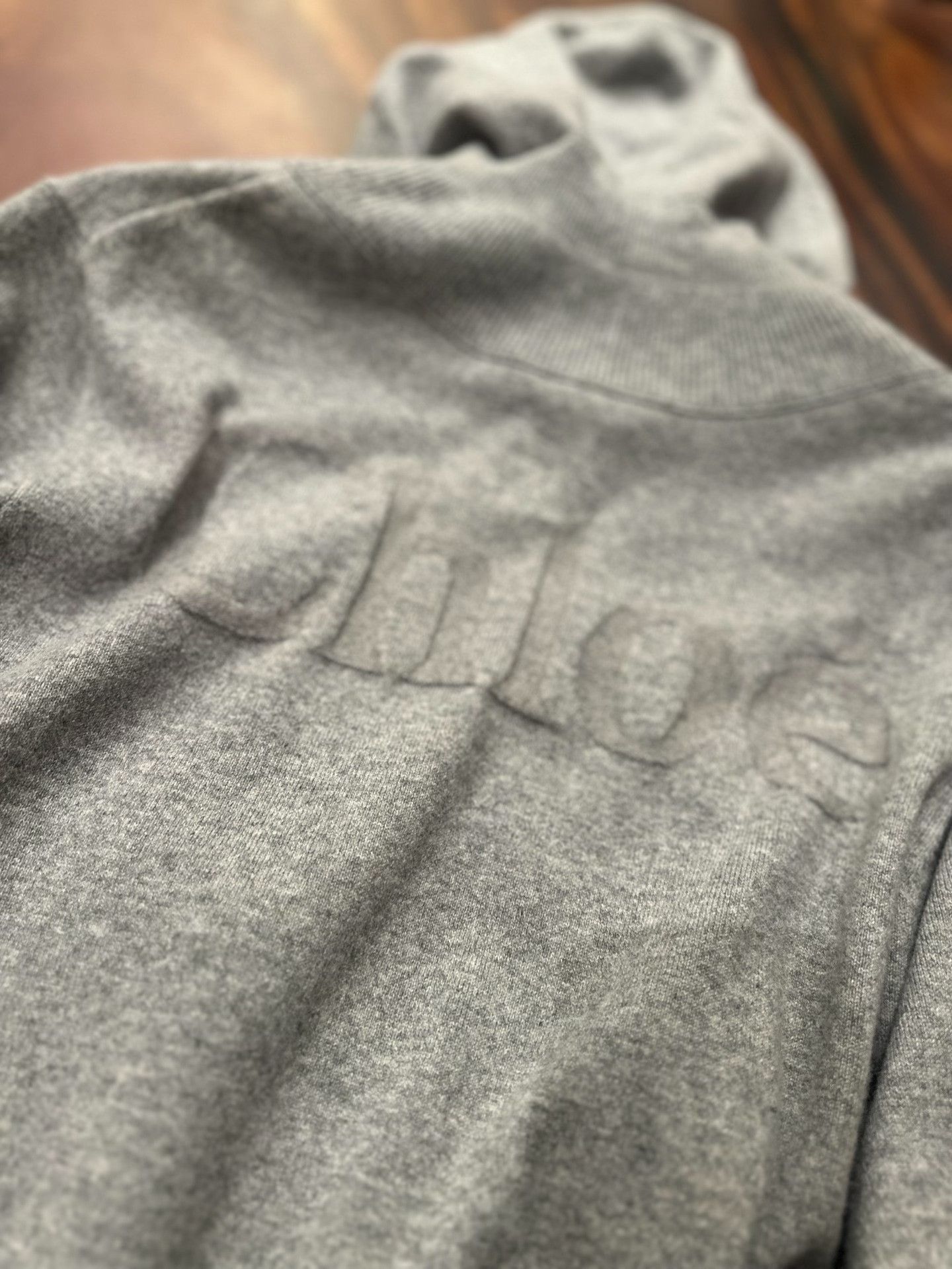 Chloe Chloe Embossed Logo Zip Up Hoodie Size XS Size XS / US 0-2 / IT 36-38 - 8 Thumbnail