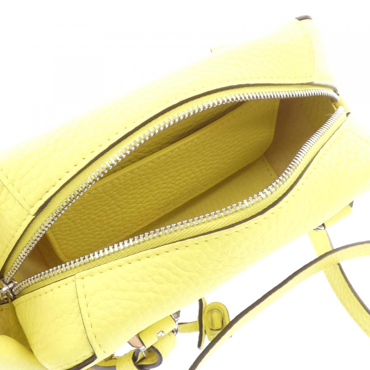 Delvaux Delvaux Delvaux Cool Box Nano Bag Leather Crossbody Bag COOLBOX DUTY FREE for USA Size ONE SIZE - 6 Thumbnail