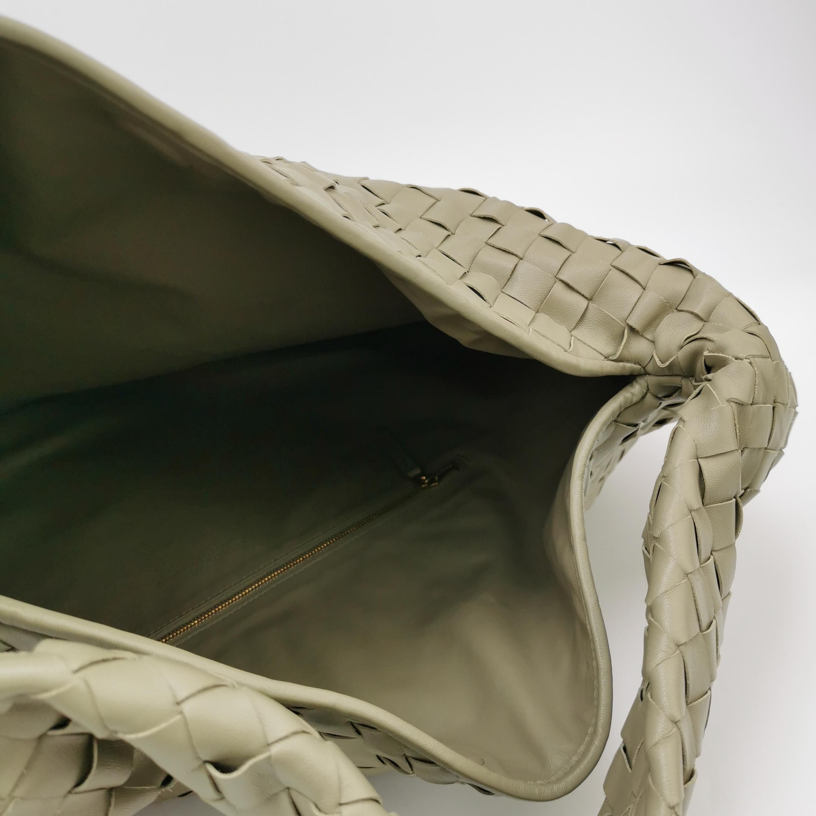 Bottega Veneta Bottega Veneta Hop Intrecciato Leather Large Hobo Bag Size ONE SIZE - 7 Thumbnail