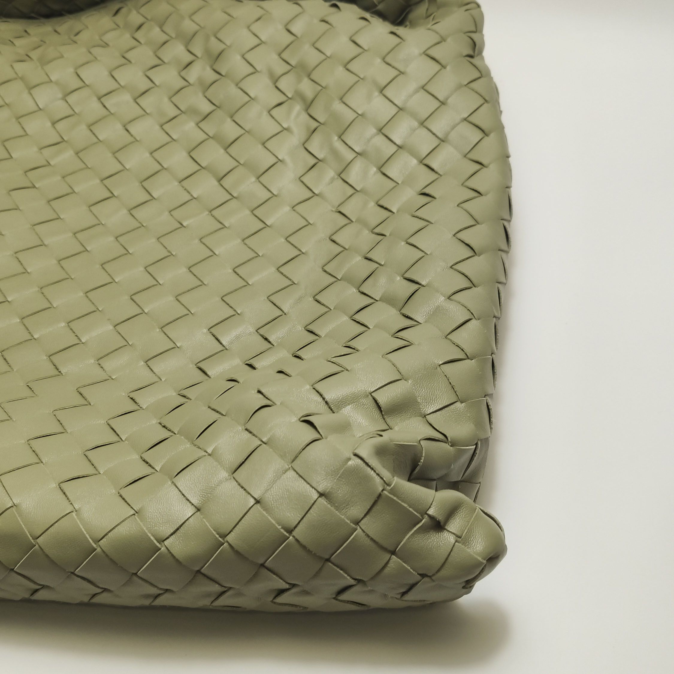 Bottega Veneta Bottega Veneta Hop Intrecciato Leather Large Hobo Bag Size ONE SIZE - 11 Thumbnail
