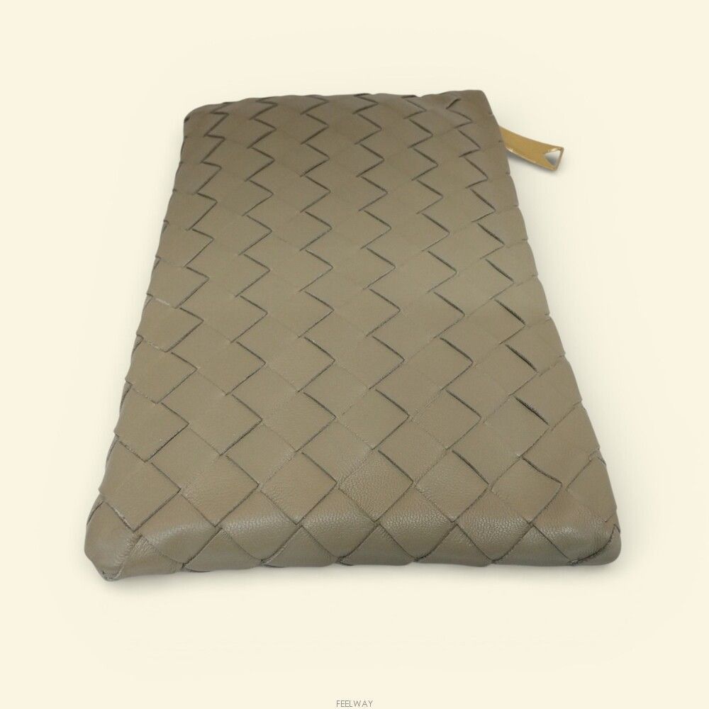 Bottega Veneta Intrecciato Small Pouch Clutch Bag Size ONE SIZE - 4 Thumbnail