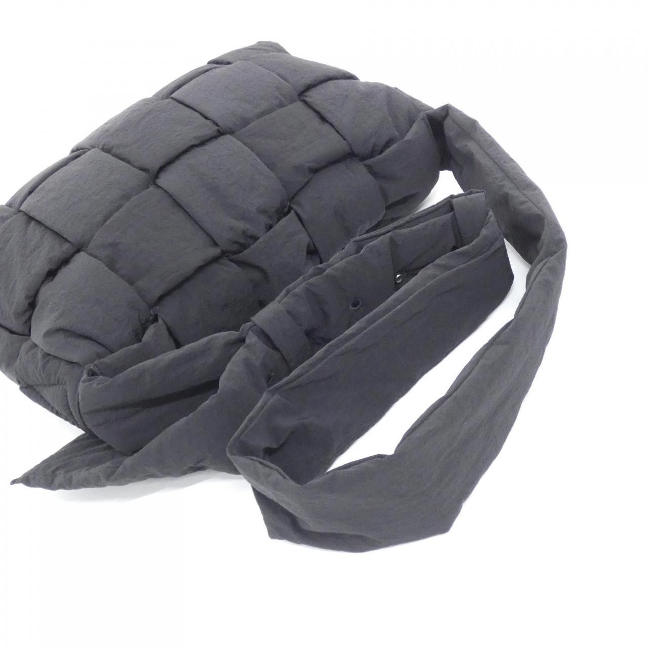 Bottega Veneta Bottega Veneta Bottega Veneta Polyamide Shoulder Bag Plastic / Synthetic Shoulder Bag 690133VBO81 DUTY FREE for USA Size ONE SIZE - 5 Thumbnail