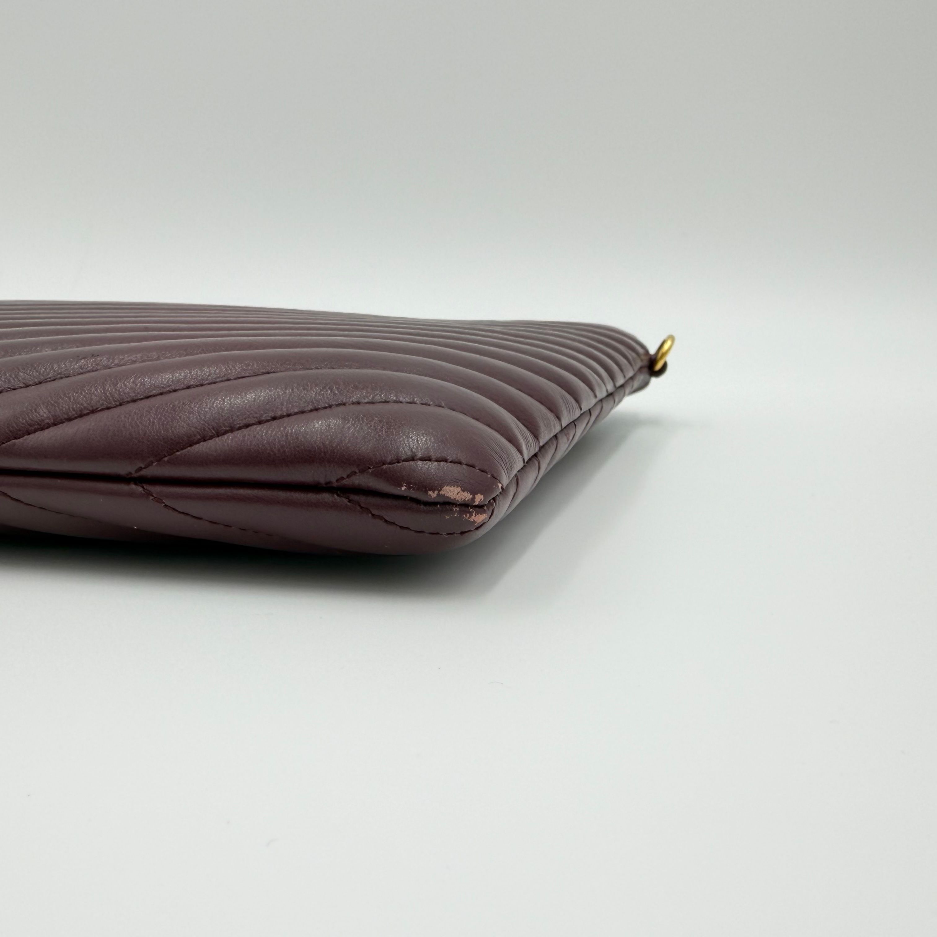 Yves Saint Laurent Monogram Matelassé Large Golden Black Clutch Bag Size ONE SIZE - 8 Thumbnail