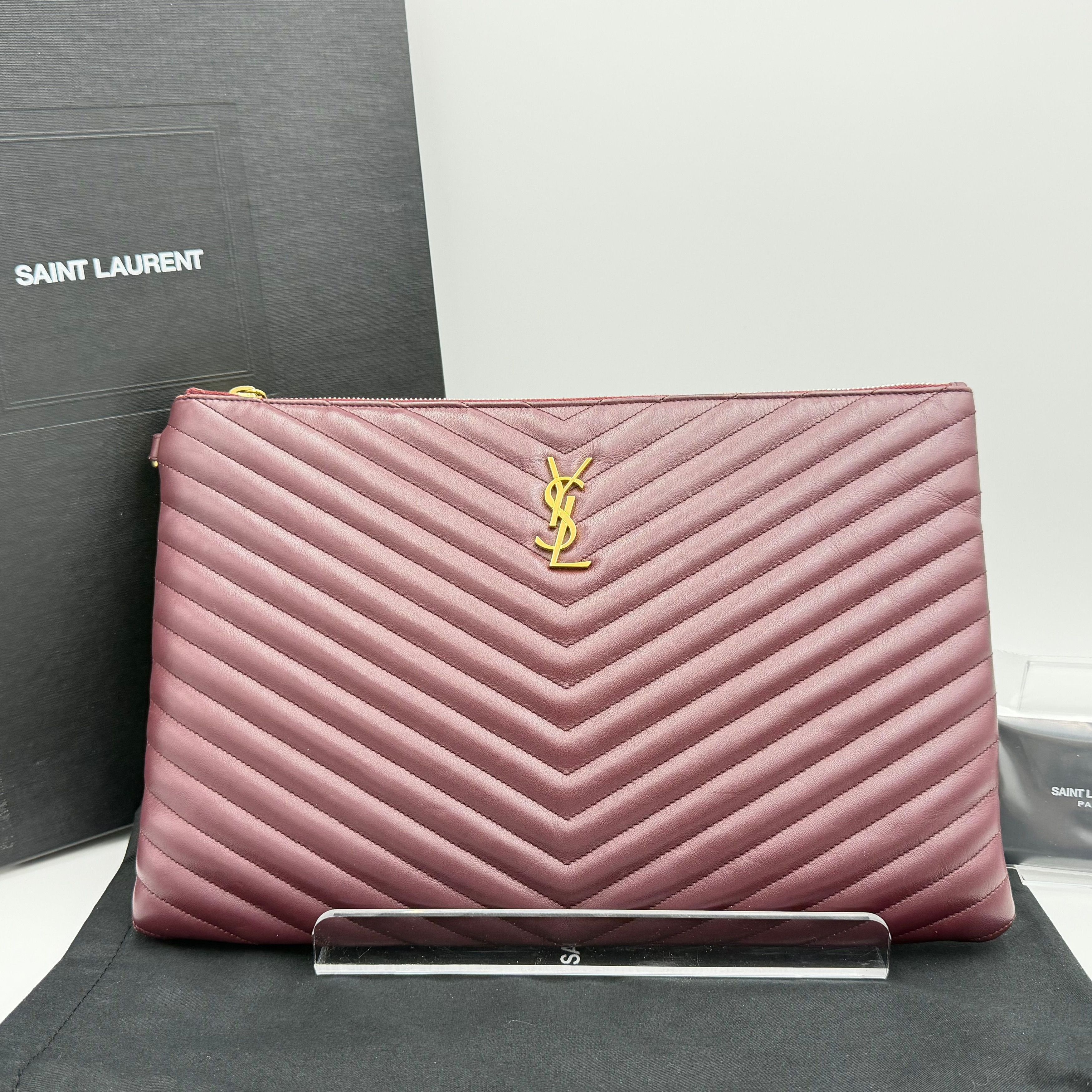 Yves Saint Laurent Monogram Matelassé Large Golden Black Clutch Bag Size ONE SIZE - 2 Thumbnail