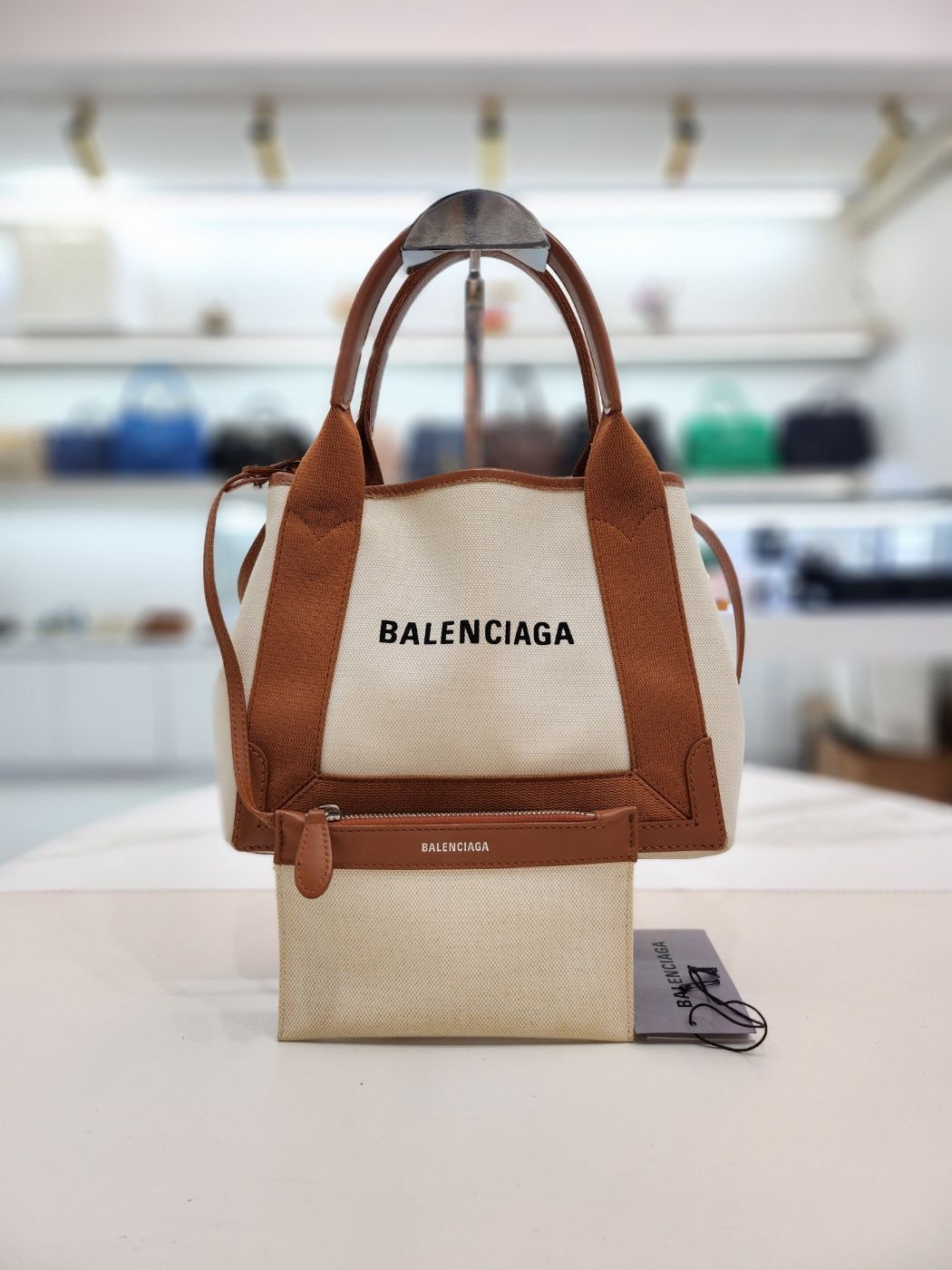 Balenciaga Cabas XS Camel Tote and Shoulder Bag Size ONE SIZE - 10 Thumbnail