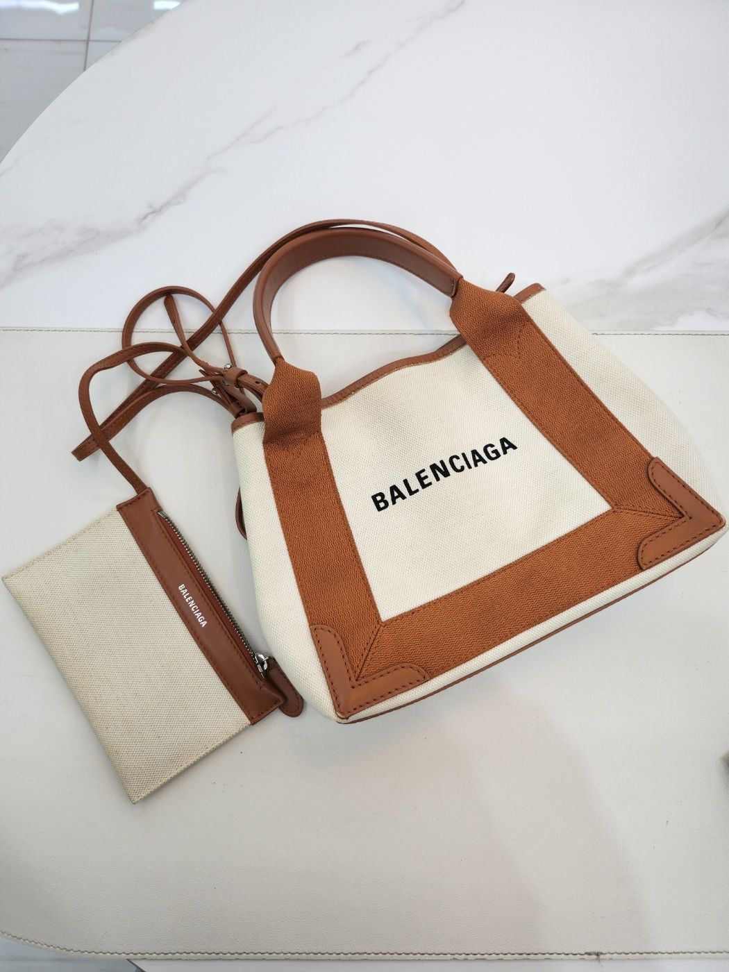 Balenciaga Cabas XS Camel Tote and Shoulder Bag Size ONE SIZE - 18 Thumbnail