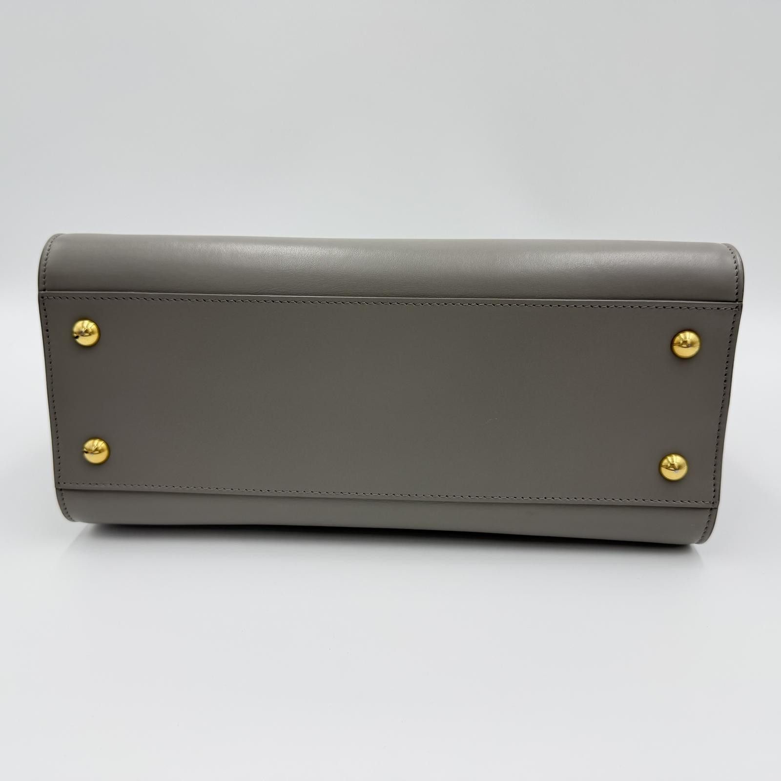 Yves Saint Laurent Gray Cabas Small Tote Shoulder Bag Size ONE SIZE - 9 Thumbnail