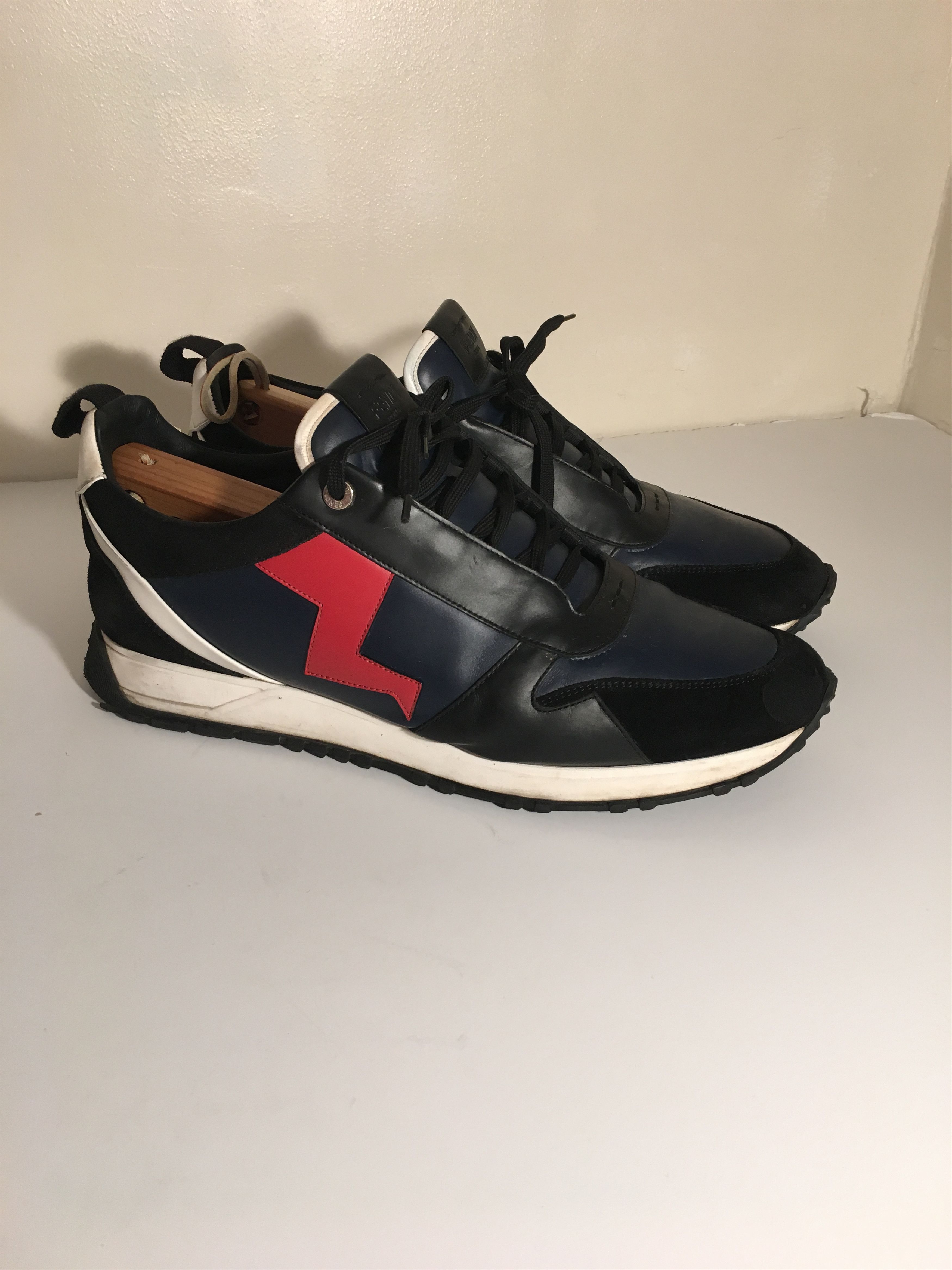 Fendi Fendi Lighting Bolt Sneaker Size US 12 / EU 45 - 1 Thumbnail