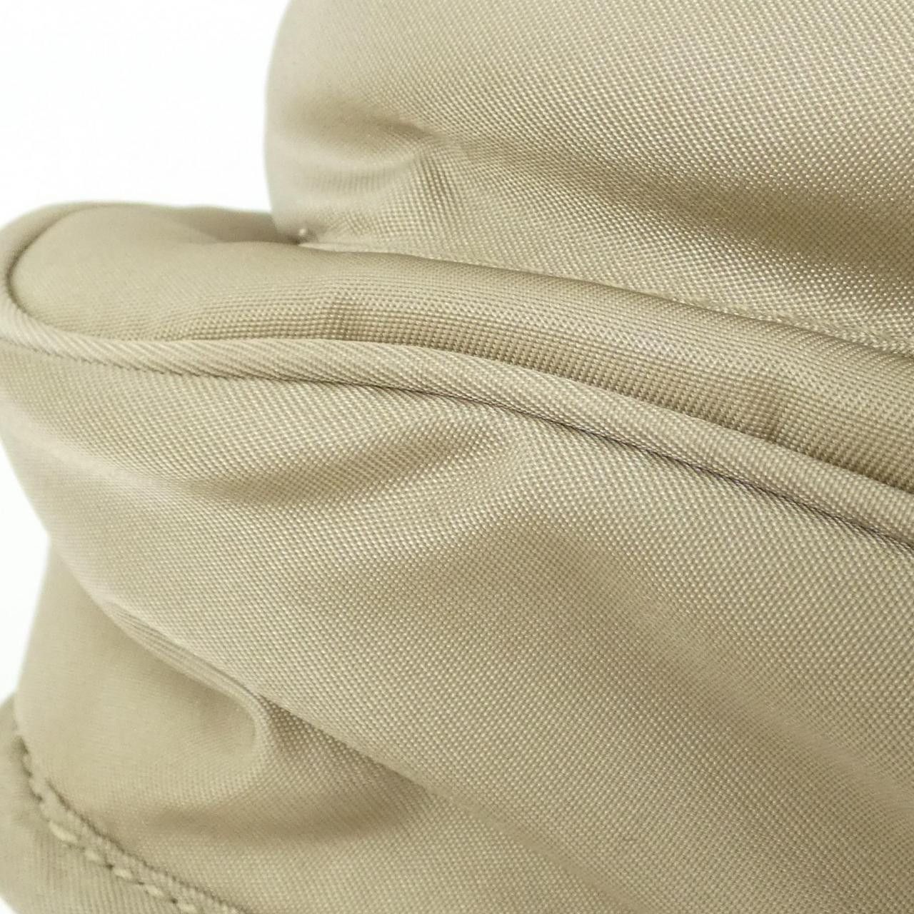 Yves Saint Laurent Yves Saint Laurent Saint Laurent Niki Nylon Shoulder Bag Textile Shoulder Bag 776611FAD77 DUTY FREE for USA Size ONE SIZE - 4 Thumbnail