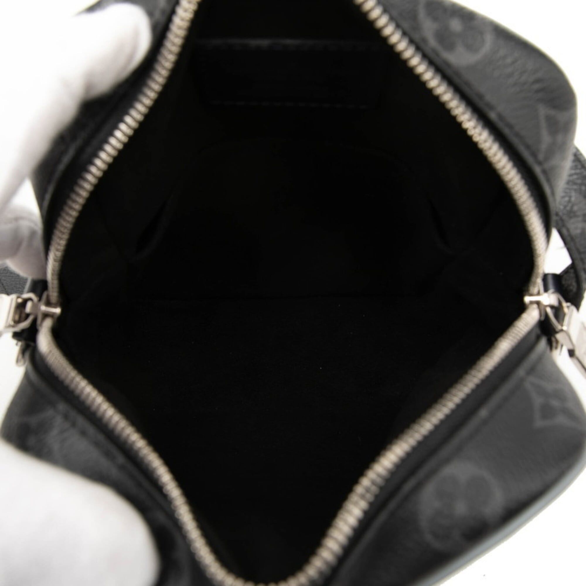 Louis Vuitton Louis Vuitton Epi Monogram Eclipse Danube PM Shoulder Bag M53421 Black Navy Gray Leather Women's LOUIS VUITTON Size ONE SIZE - 4 Thumbnail