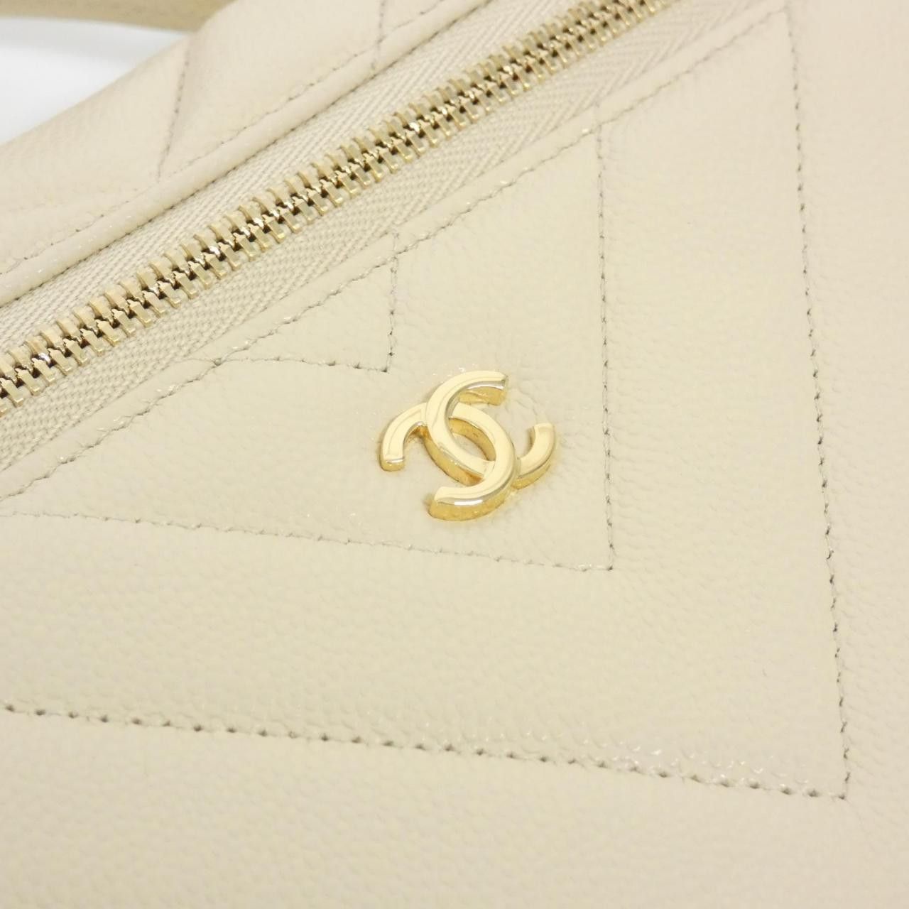Chanel Chanel Chanel Timeless Classic Caviar Skin Shoulder Bag Leather Crossbody Bag AP4385 DUTY FREE for USA Size ONE SIZE - 6 Thumbnail