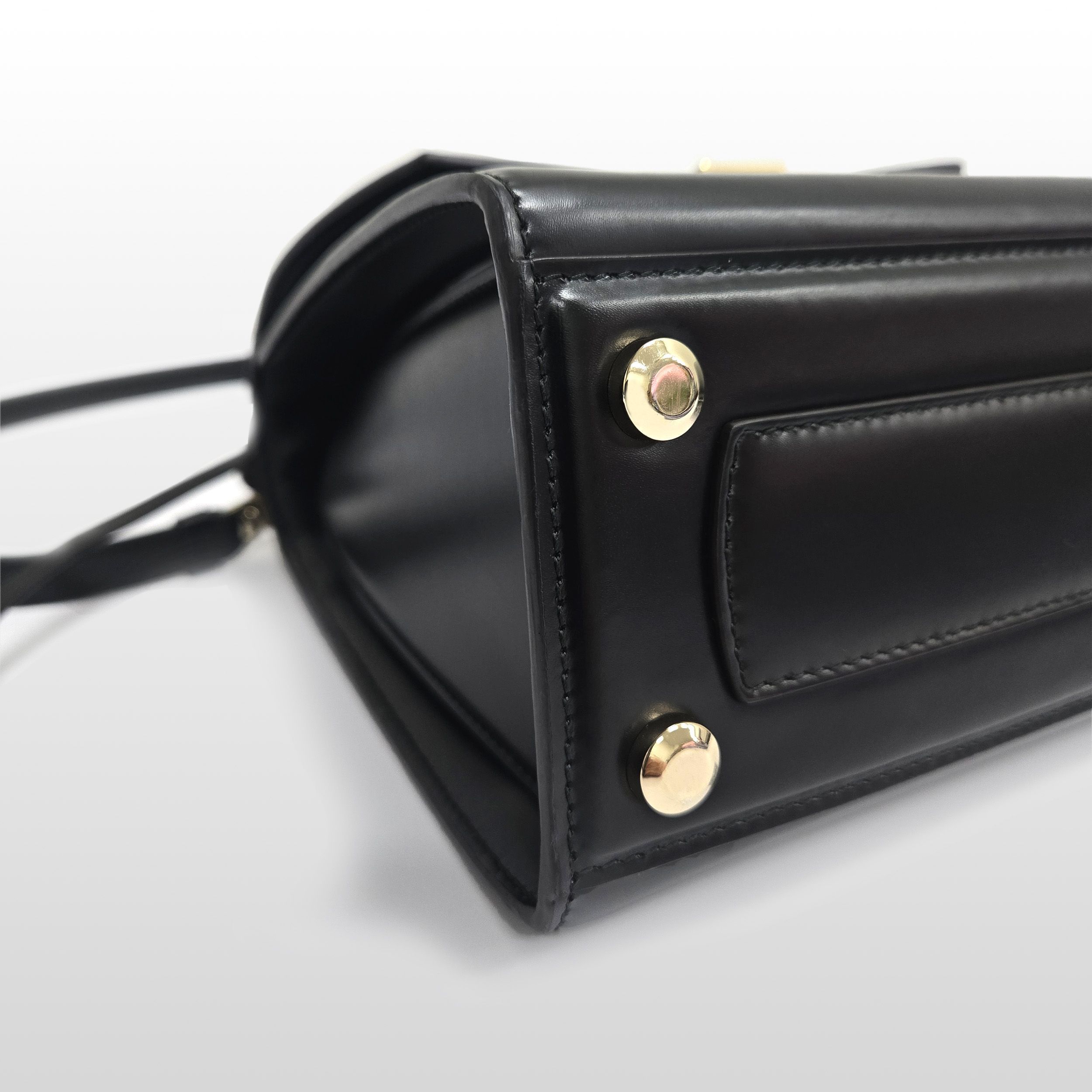 Salvatore Ferragamo Gancini Boxyz Small Top Handle Crossbody Bag Size ONE SIZE - 6 Thumbnail