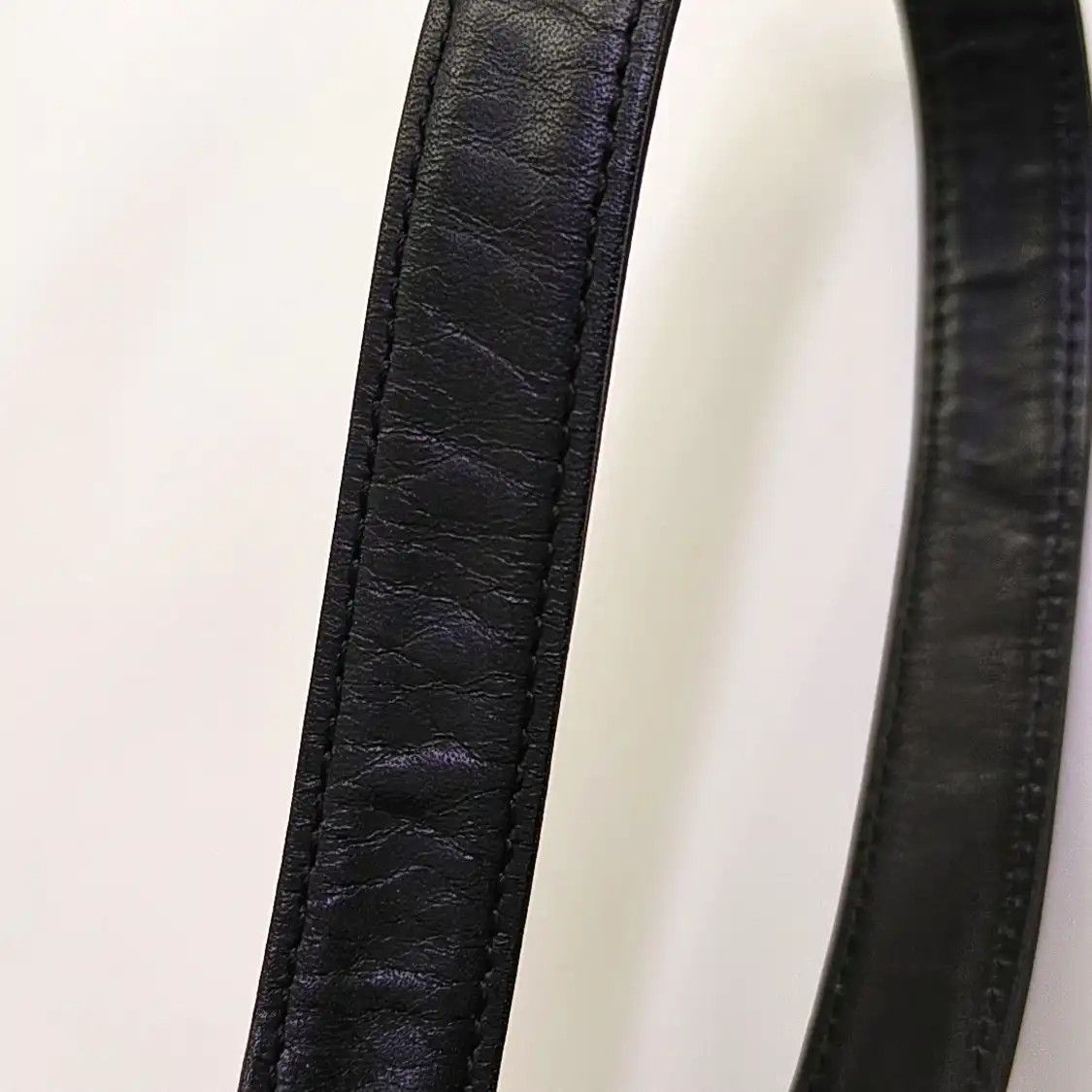 Givenchy GIVENCHY box bag black cowhide leather shoulder bag handbag crossbody gold hardw Size ONE SIZE - 21 Thumbnail