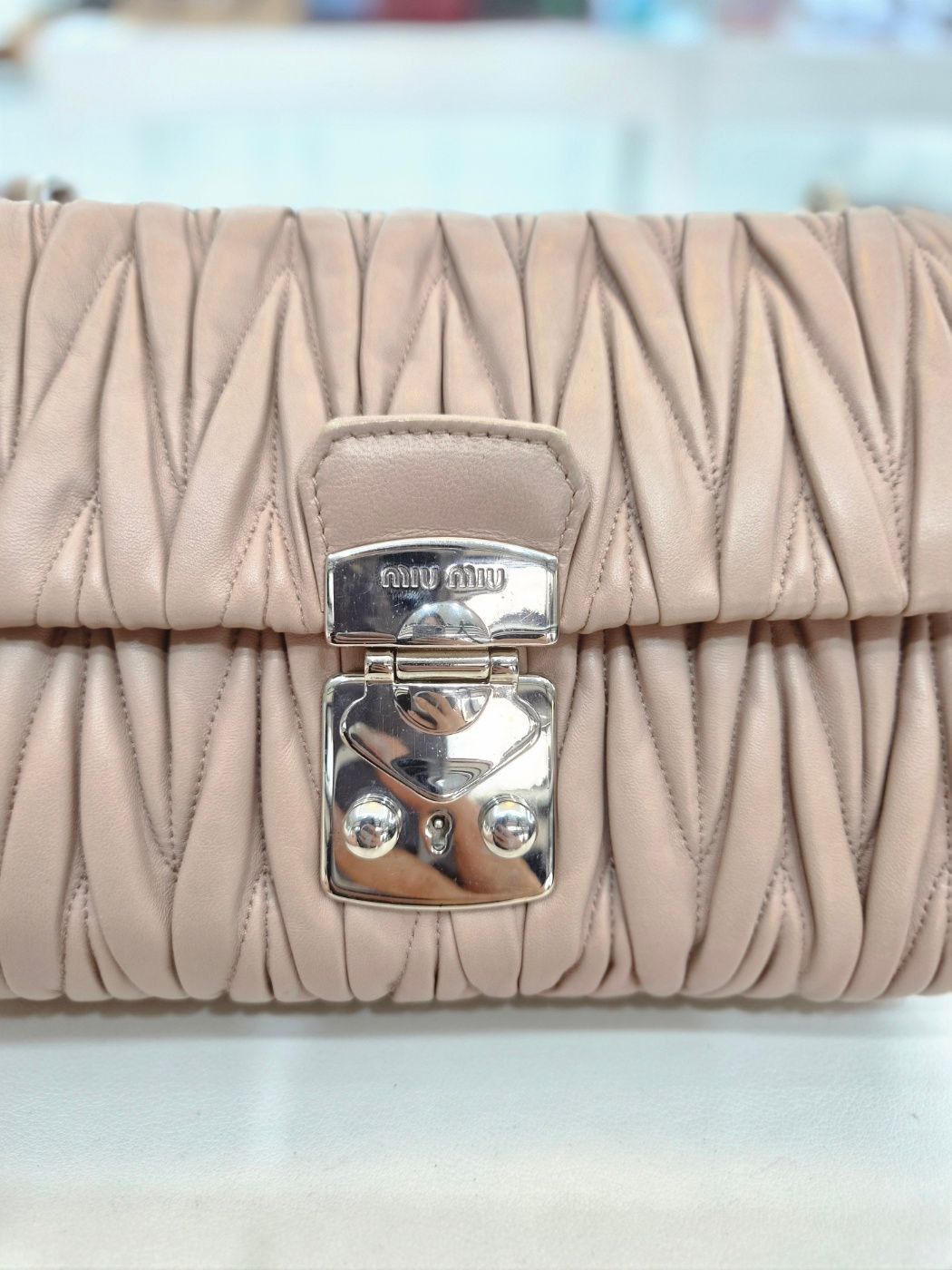Miu Miu Nappa Chain Shoulder and Crossbody Bag Size ONE SIZE - 19 Thumbnail