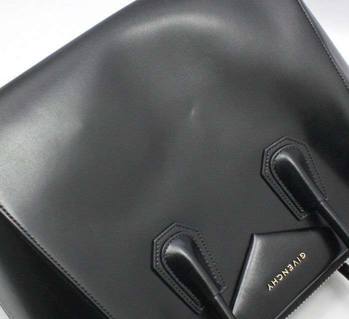 Givenchy Black Glossy Antigona Medium Shoulder Bag Size ONE SIZE - 4 Thumbnail