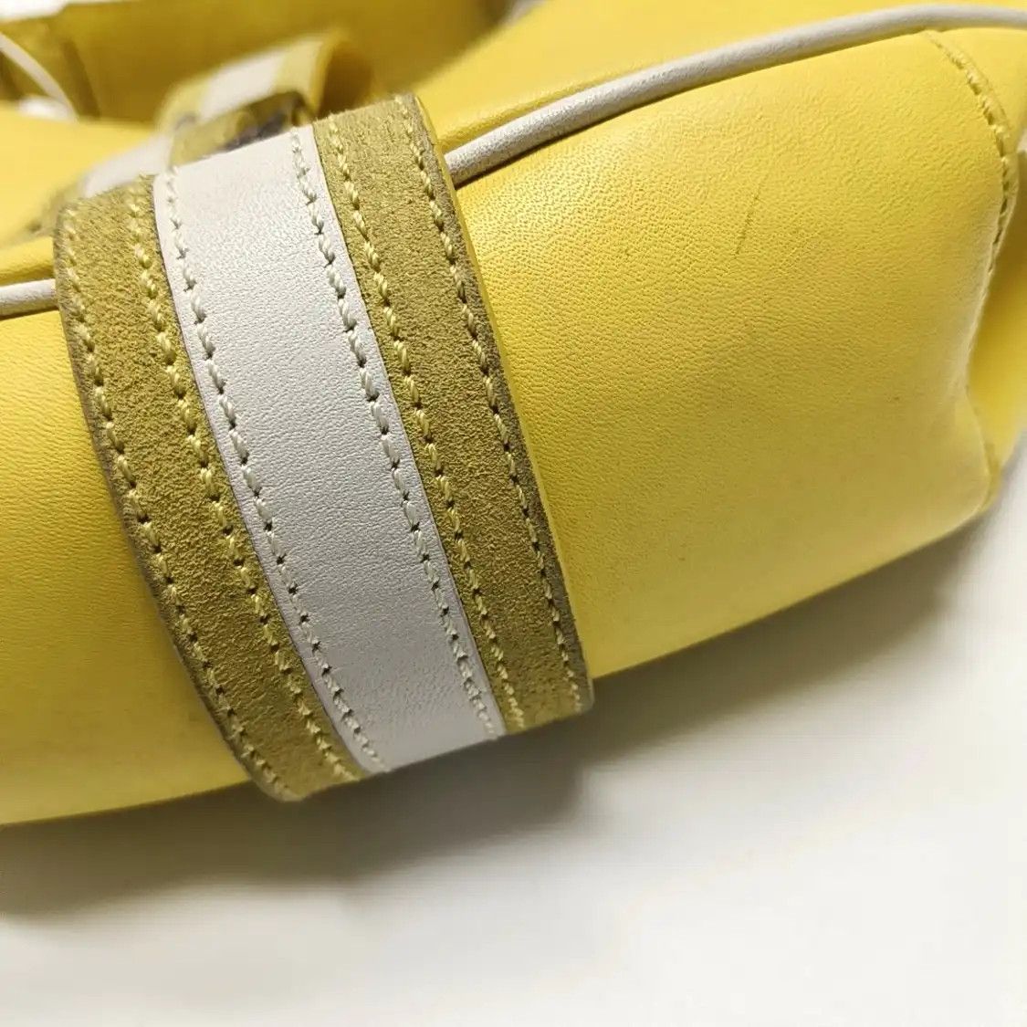 Givenchy GIVENCHY yellow cowhide leather handbag silver hardware detachable strap Size ONE SIZE - 15 Thumbnail