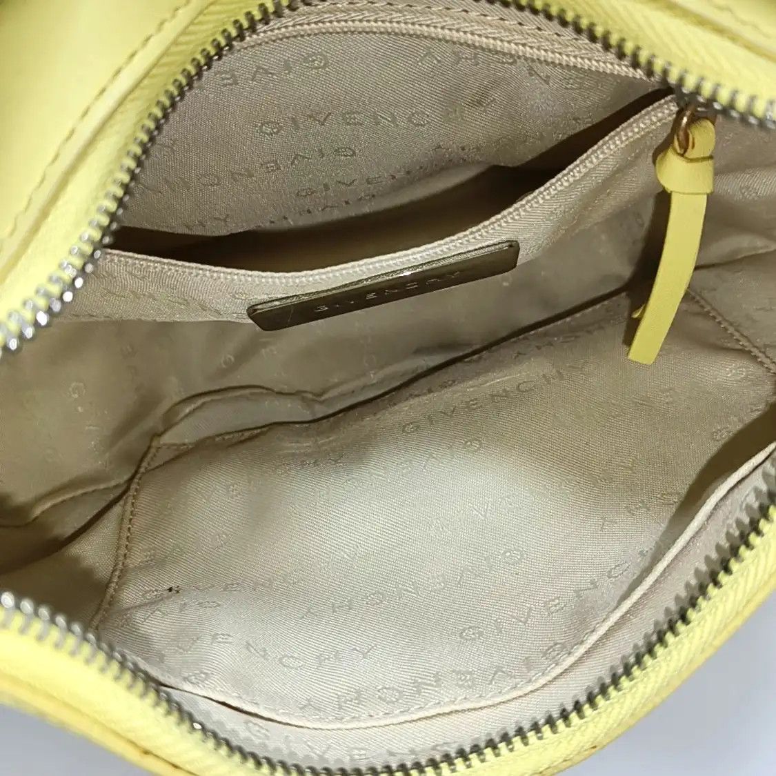 Givenchy GIVENCHY yellow cowhide leather handbag silver hardware detachable strap Size ONE SIZE - 7 Thumbnail