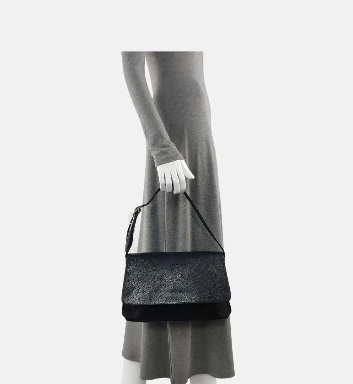 Givenchy GIVENCHY black nylon shoulder bag handbag gold hardware Size ONE SIZE - 2 Thumbnail