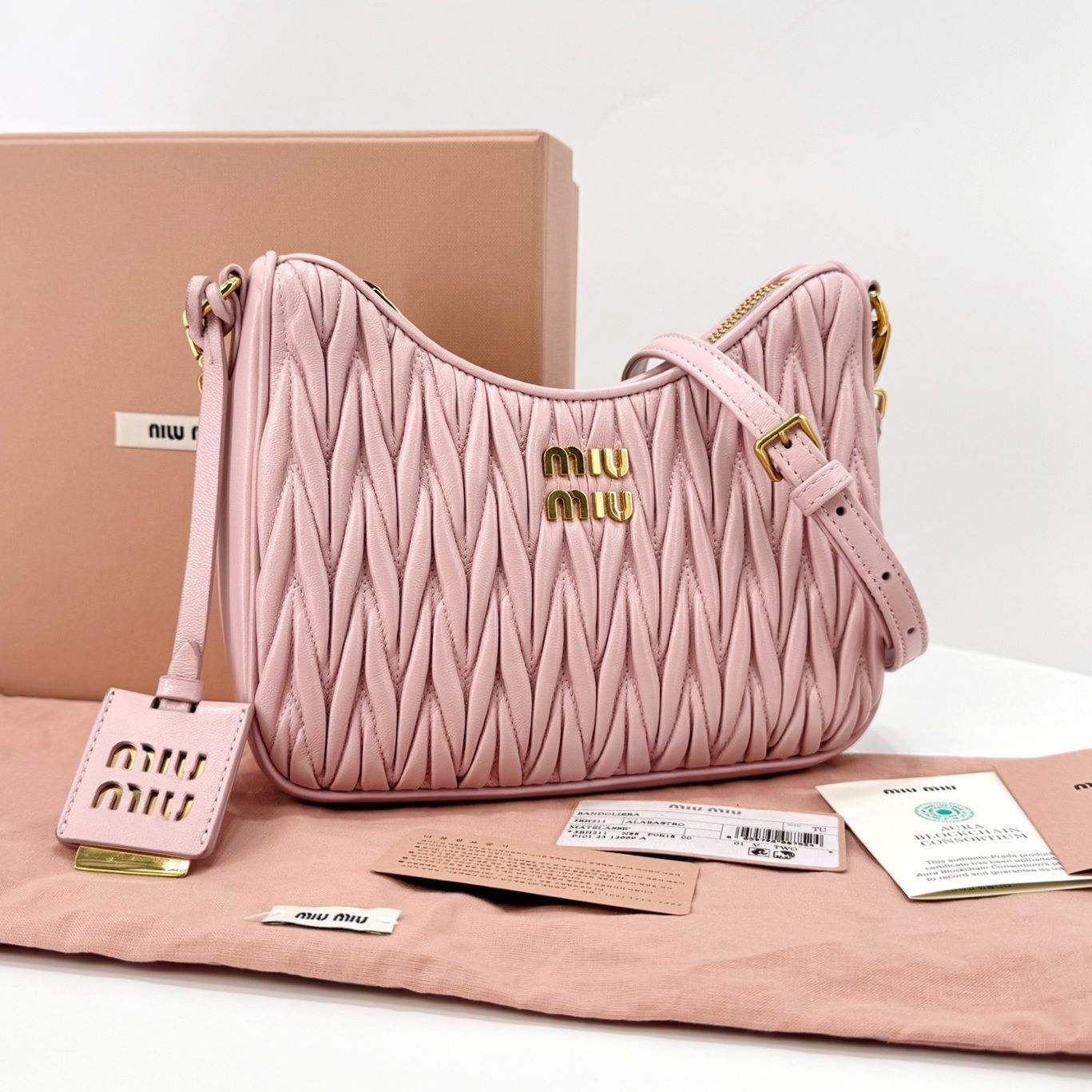 Miu Miu Matelassé Napa Chain Shoulder Bag Crossbody Pink Size ONE SIZE - 2 Thumbnail