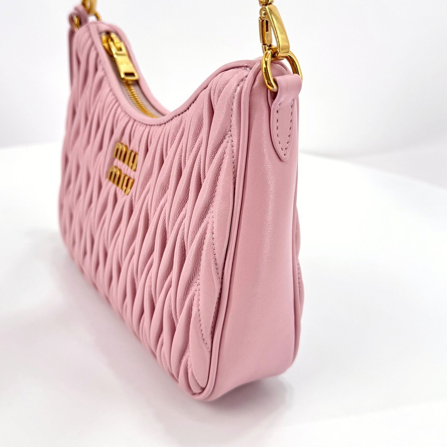 Miu Miu Matelassé Napa Chain Shoulder Bag Crossbody Pink Size ONE SIZE - 6 Thumbnail
