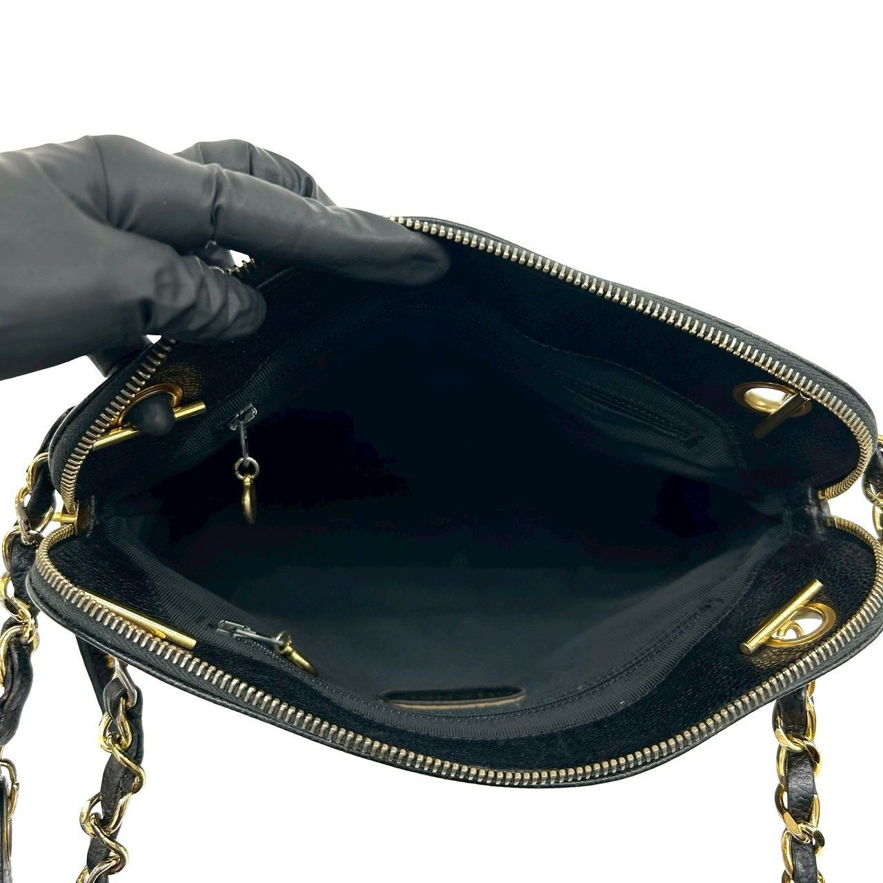 Chanel Chanel Chanel Caviar Shoulder Bag Leather Shoulder Bag DUTY FREE for USA Size ONE SIZE - 10 Thumbnail